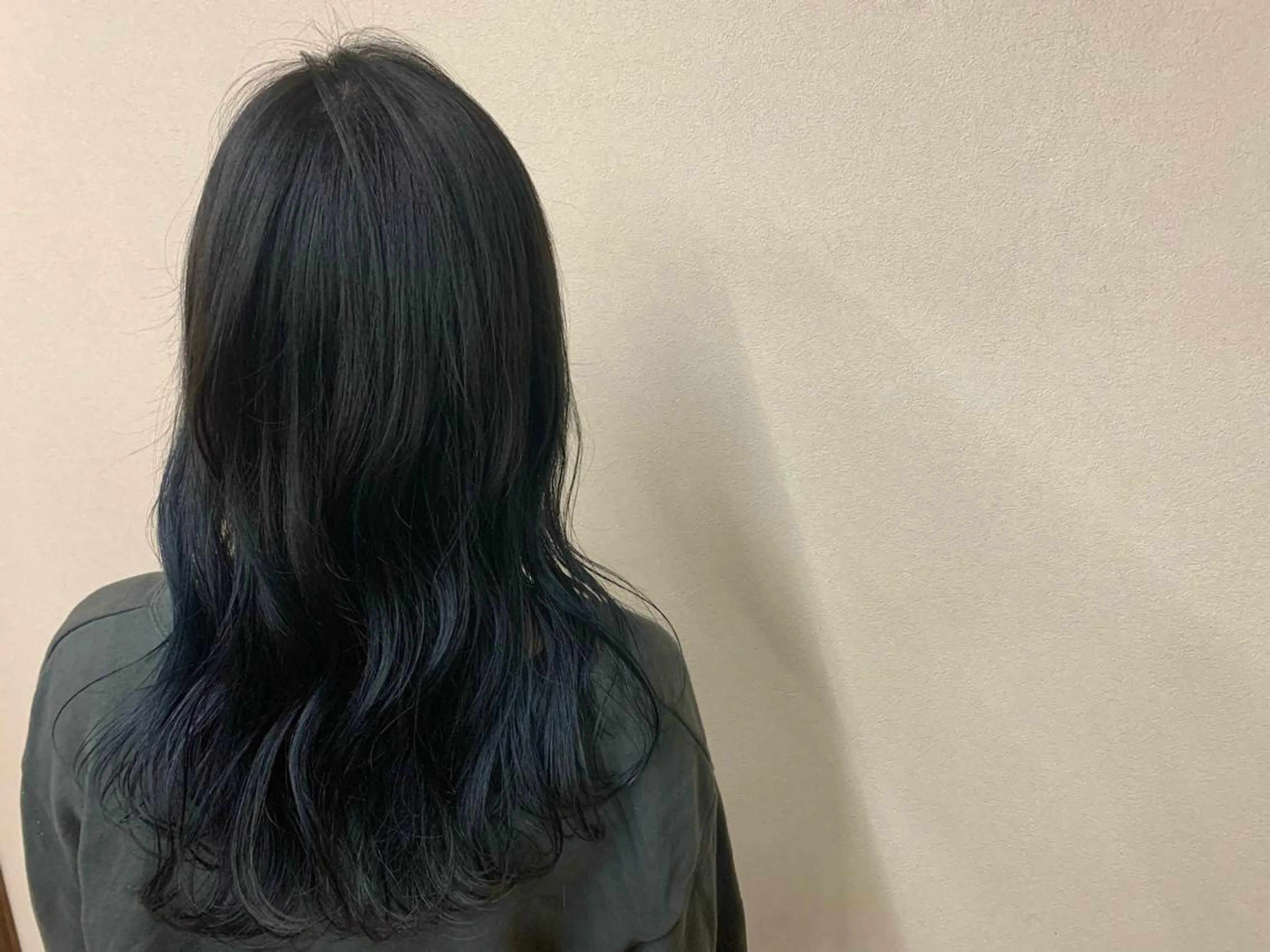 ロング カラー やまだ せりなのヘアスタイル