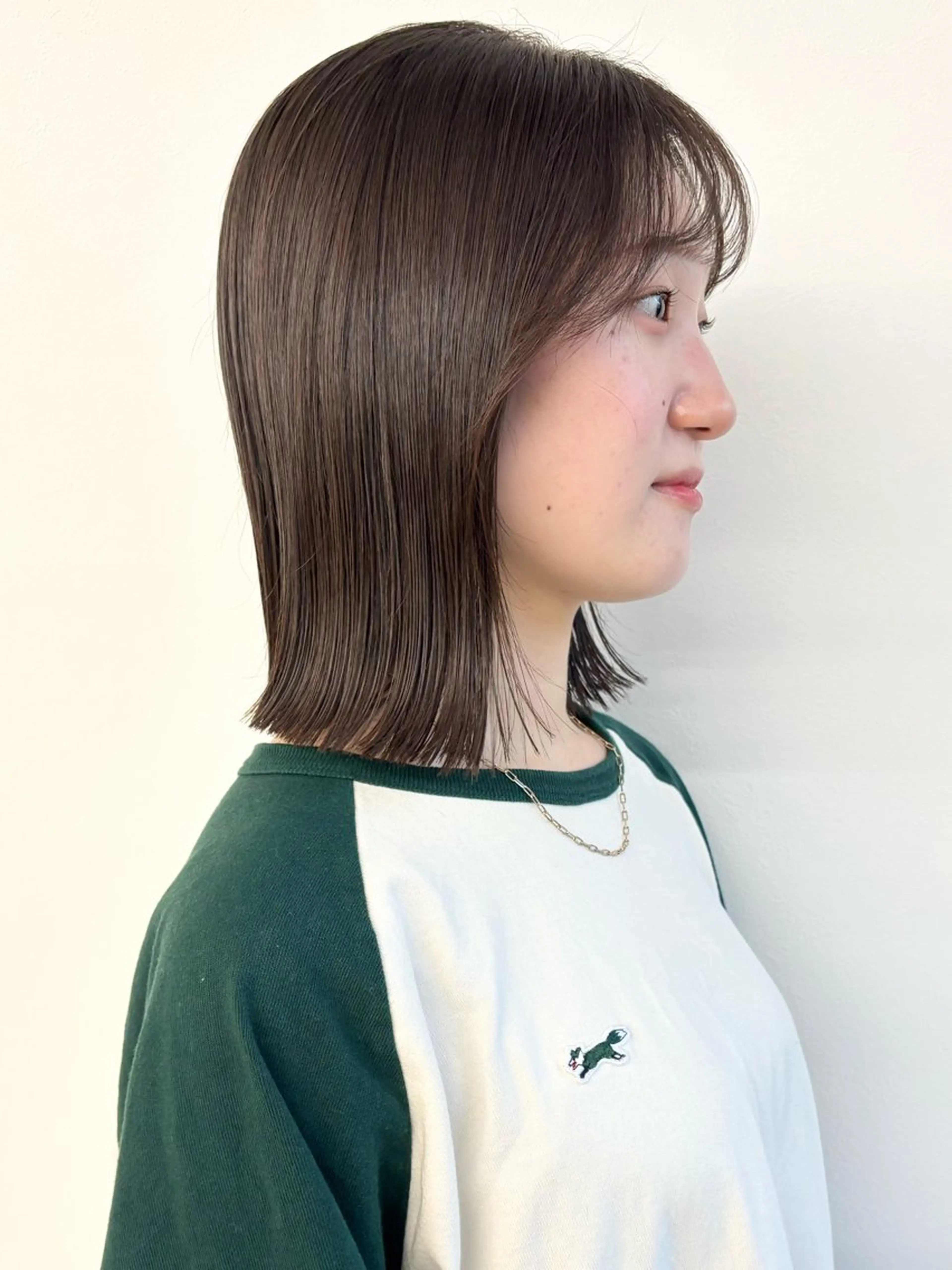 ミディアム 切りっぱなしボブ ボブ 外ハネヘア 石山 /切りっぱなしボブのヘアスタイル