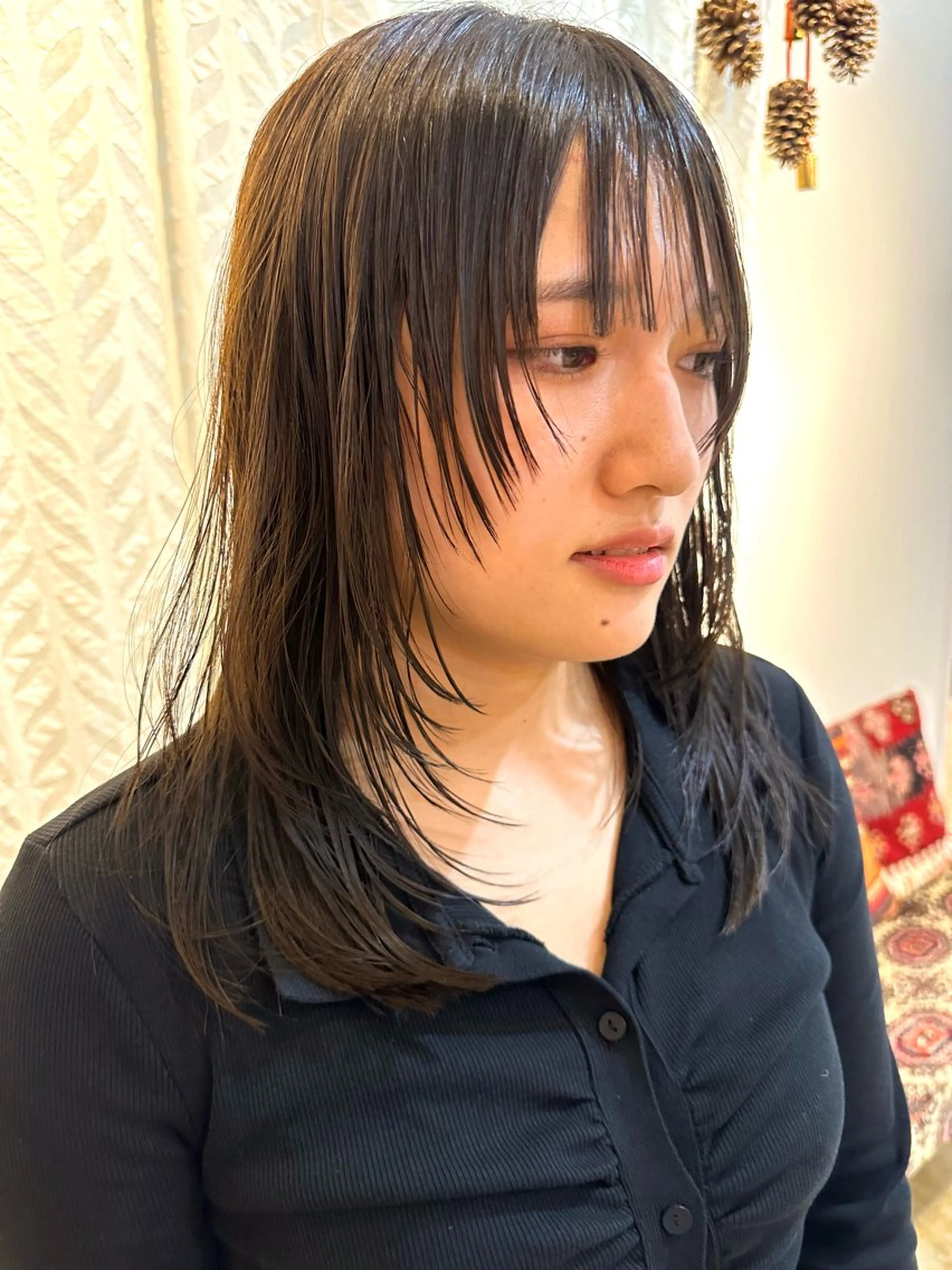 ミディアム 顔周りカット レイヤーカット 小顔カット カット 小野江 祐李のヘアスタイル