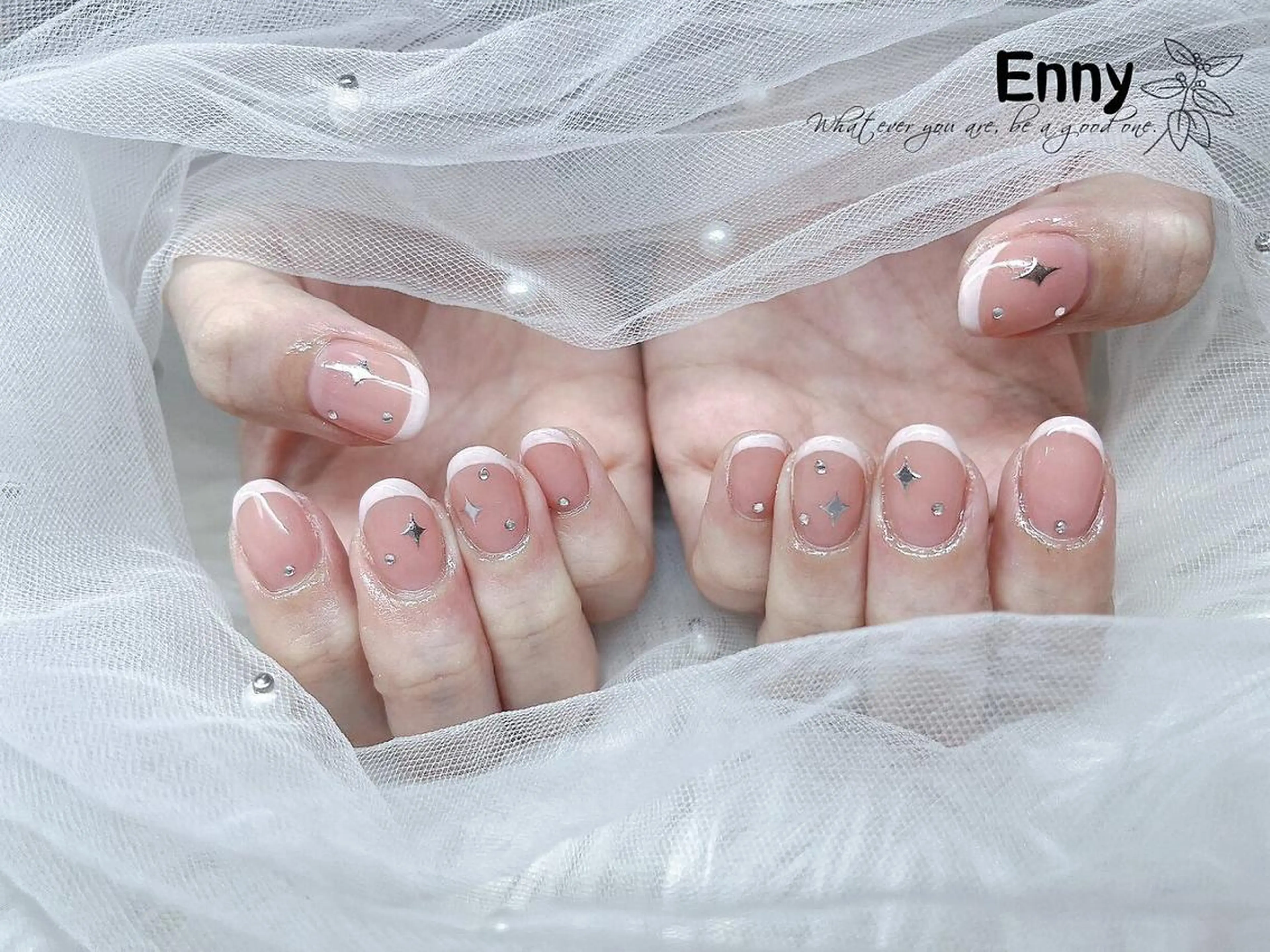 ネイル チークネイル 長さ出し フラッシュネイル フットネイル フレンチネイル Nailsalon Ennyのネイルデザイン