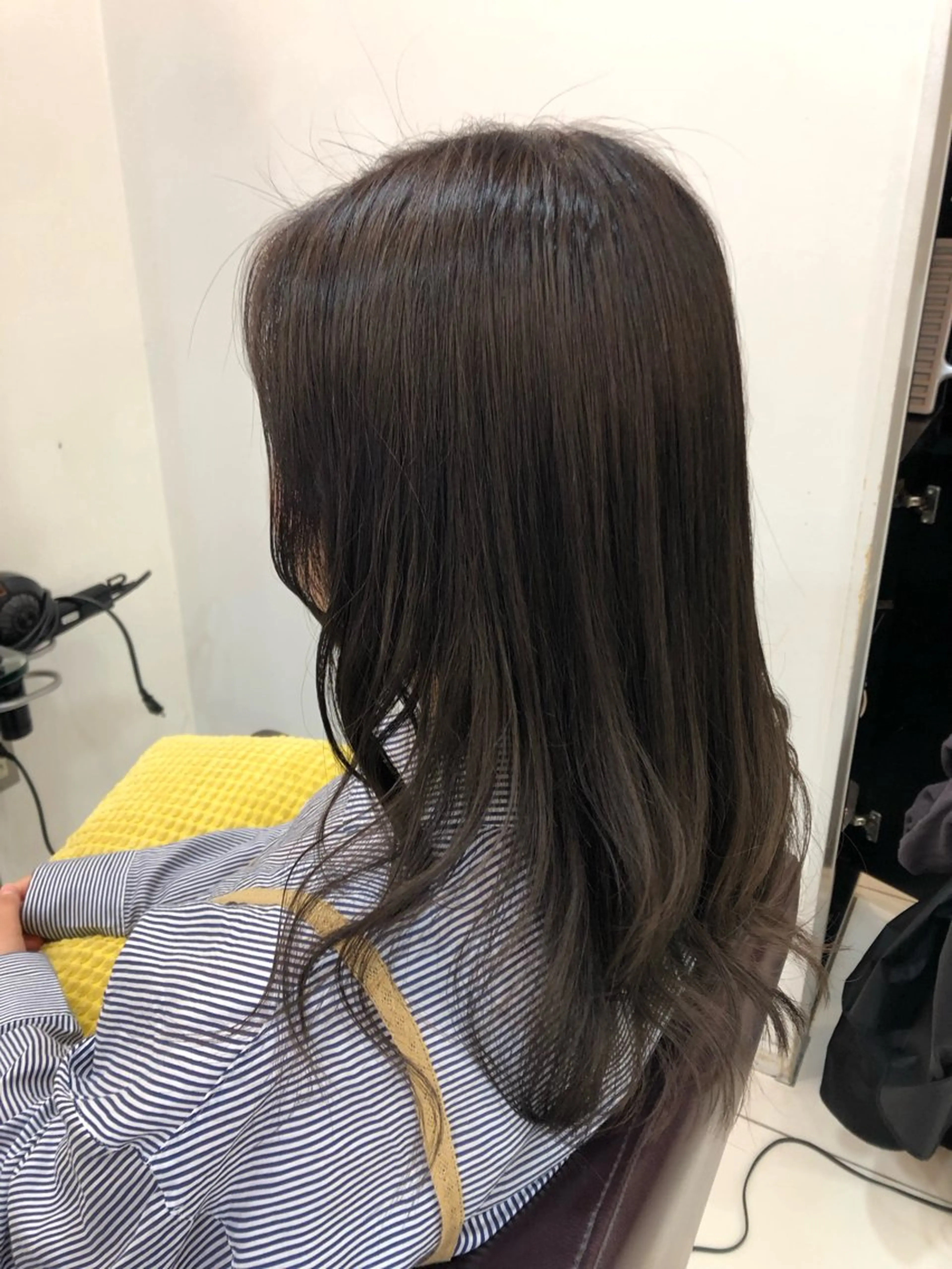 カラー 加瀬 真弓のヘアスタイル