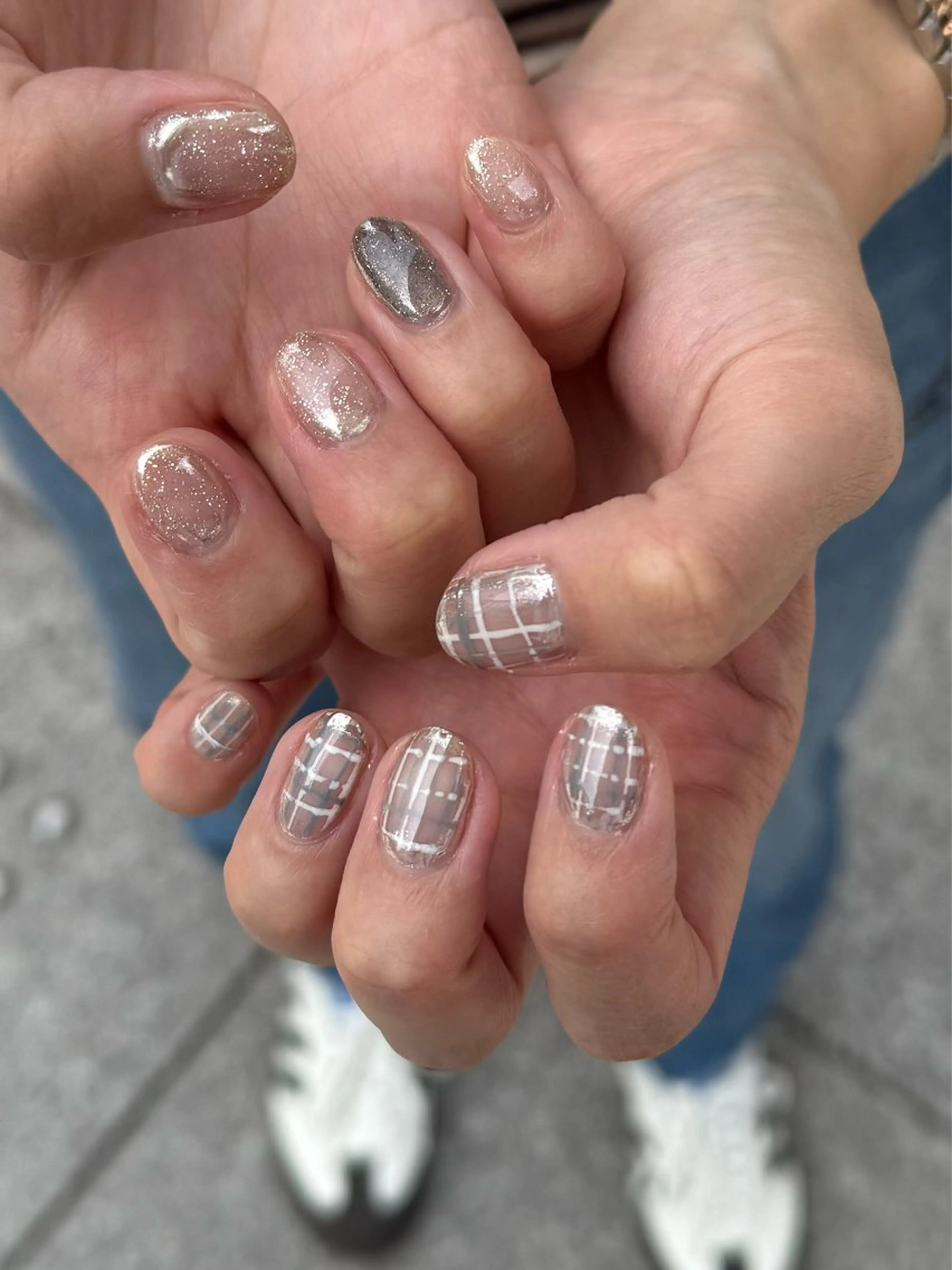 ネイル クリアネイル フラッシュネイル ミラーネイル ニュアンスネイル シルバー nail salon swaddle 🪽のネイルデザイン