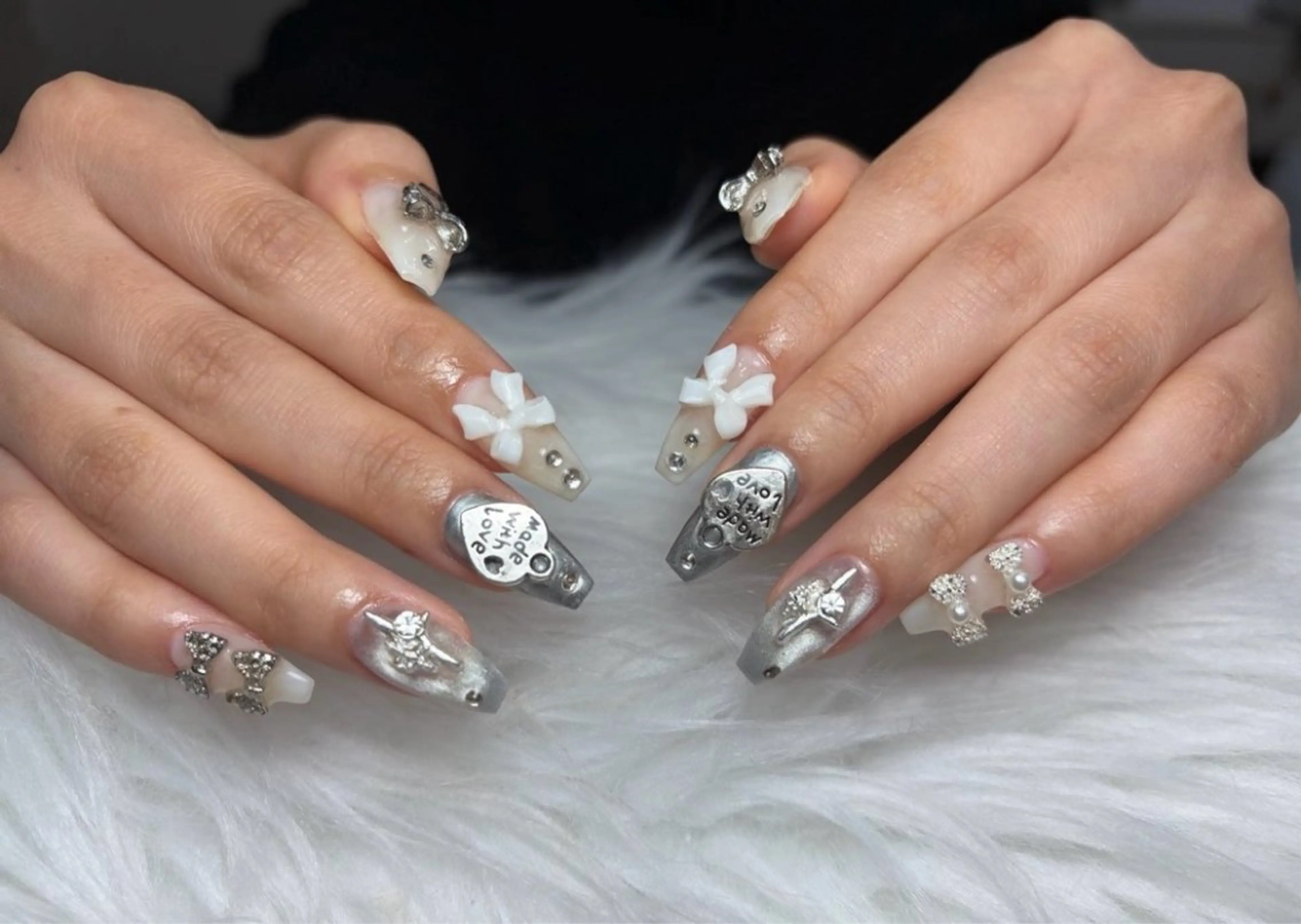 ネイル MoonHi Nail 朝霞台のネイルデザイン