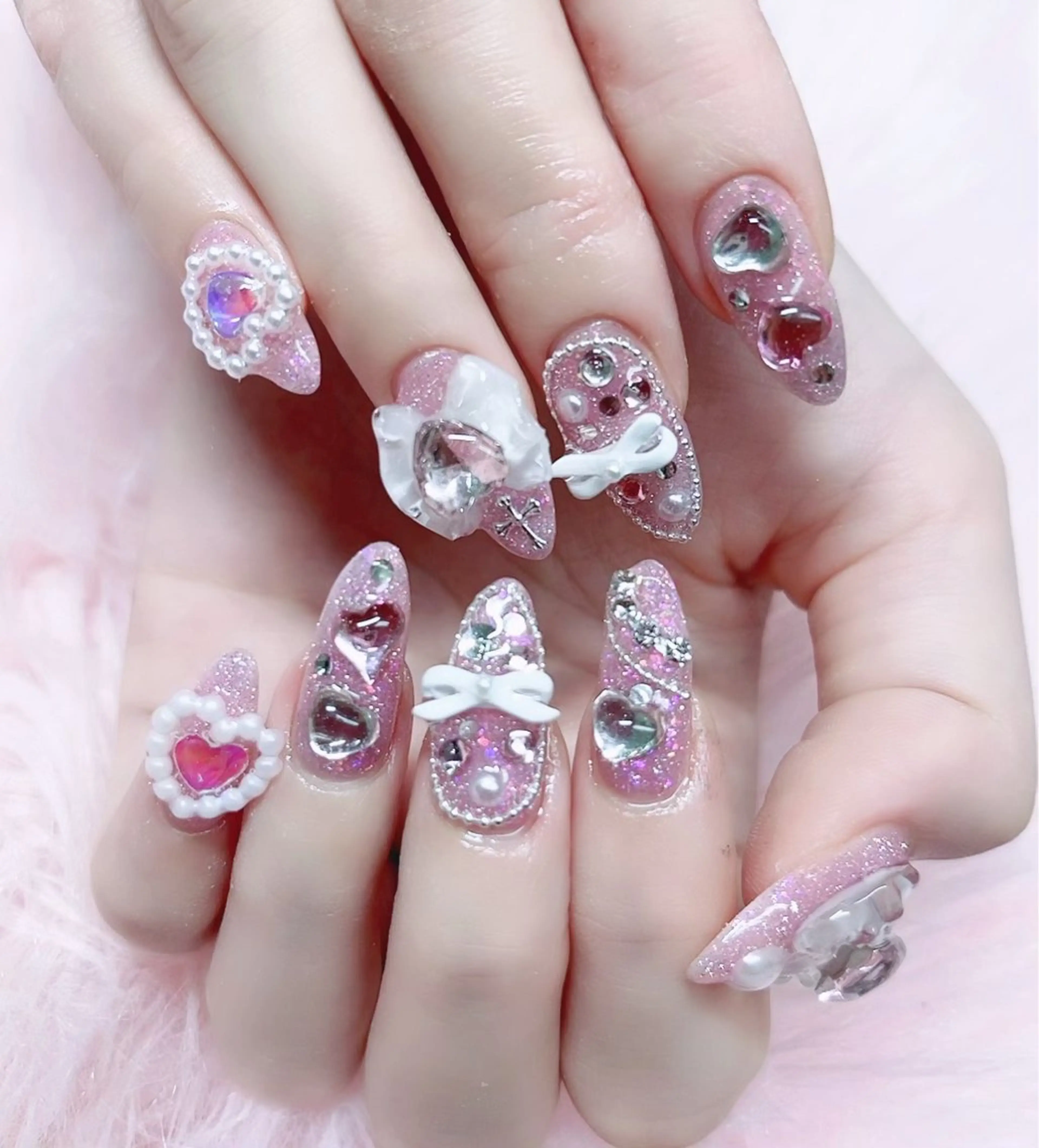ネイル ハンドネイル MoonNail ユリ🌸のネイルデザイン