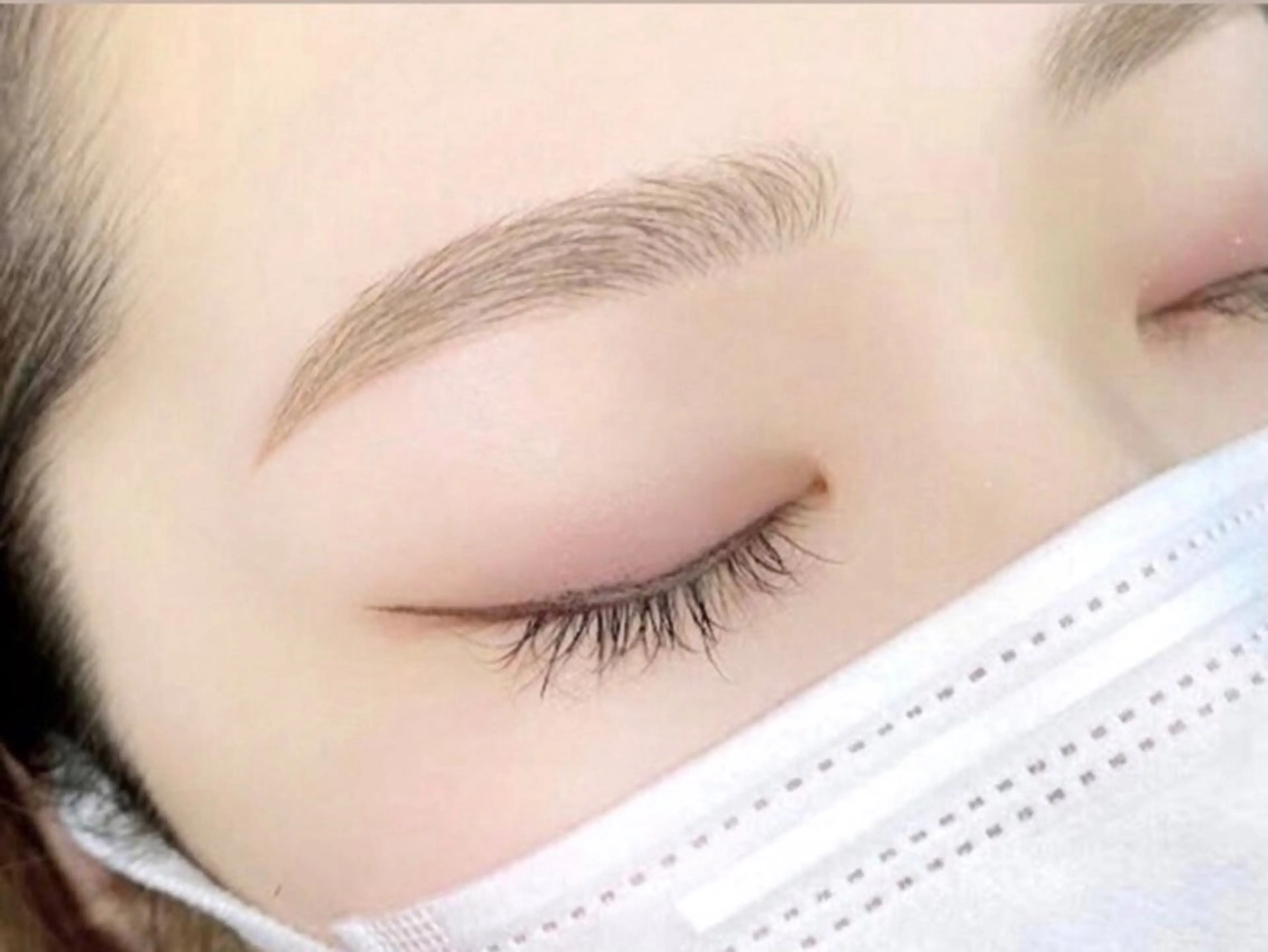 アイブロウ alicetokyo hikosoのマツエク・マツパデザイン