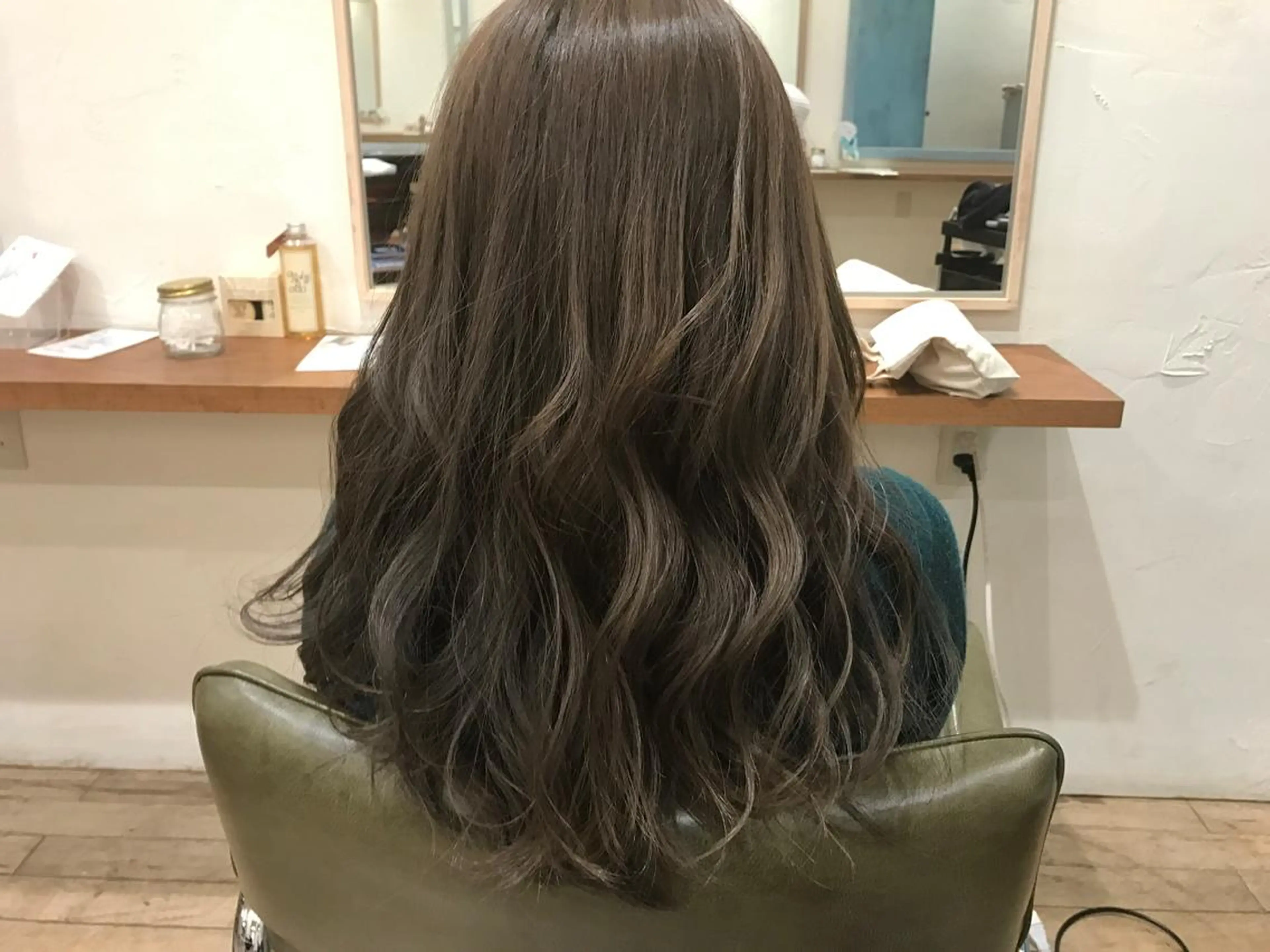 ロング オリーブ透明感カラー 表参道/MIKUのヘアスタイル
