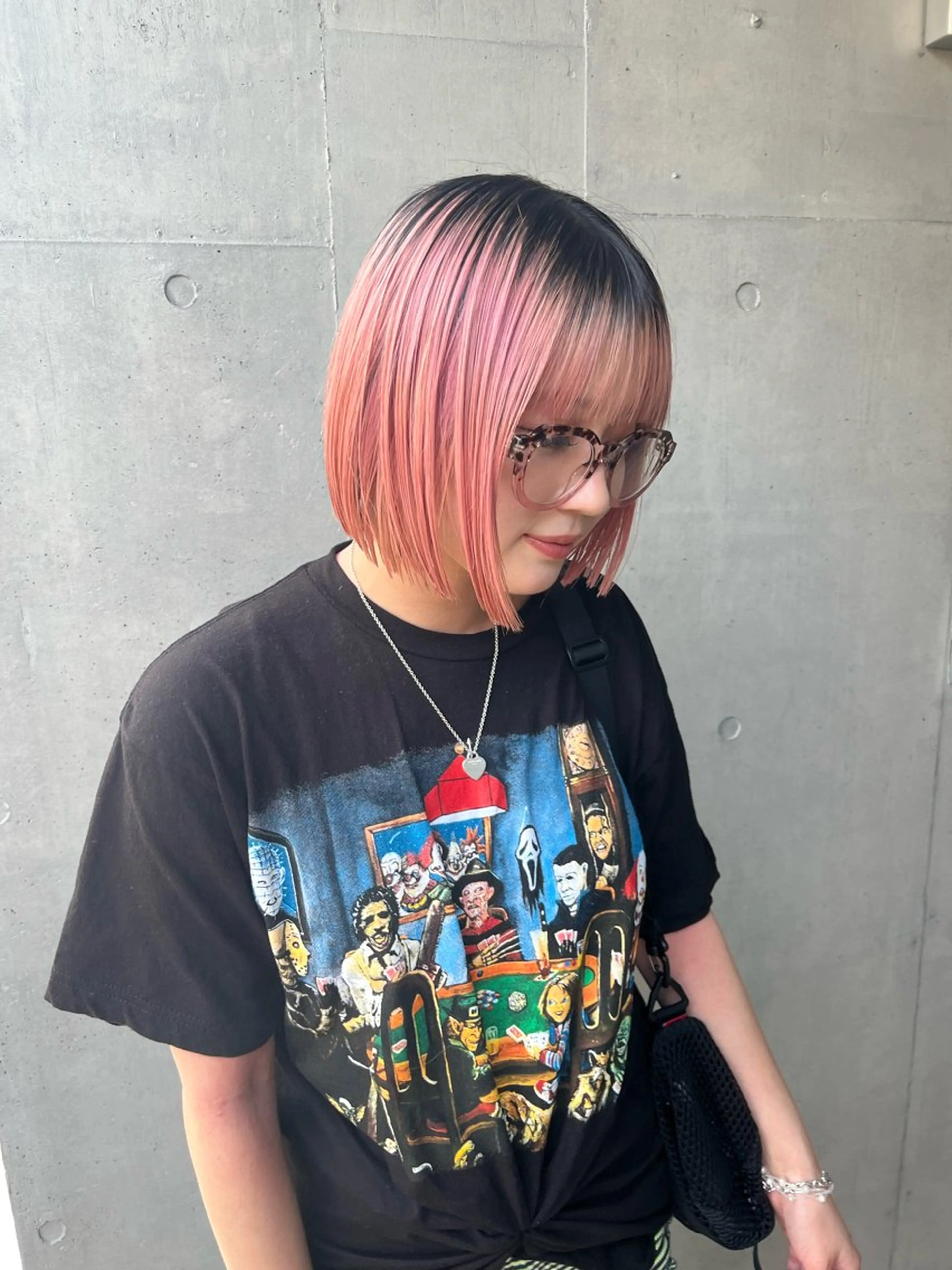 ショート カラー ピンクカラー ボブ カット ミルクティーベージュ ブリーチ　店長　清水のヘアスタイル