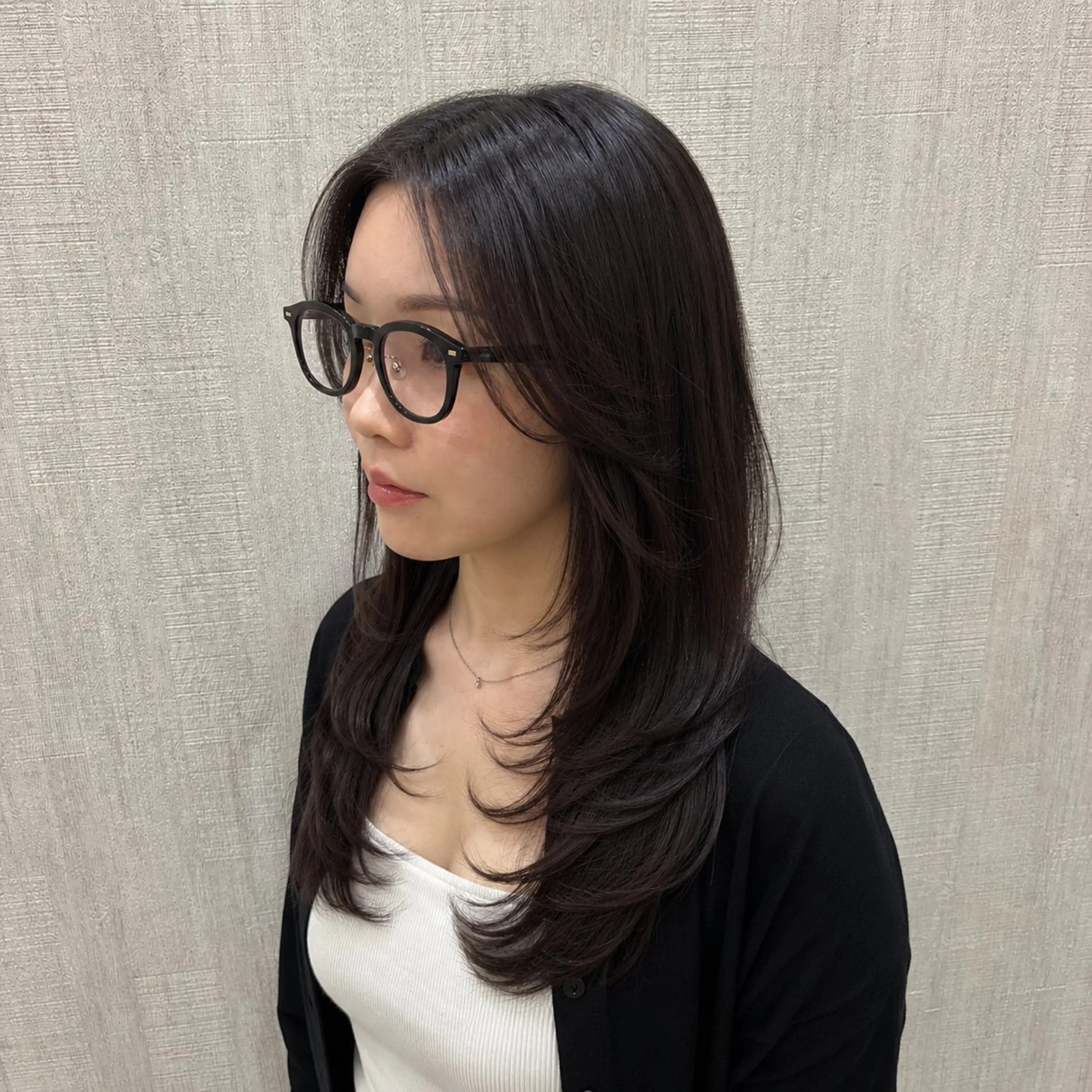 ロング ハイレイヤー 韓国風ヘア レイヤーカット ロング 小顔カット カット ヘアカラー トリートメント 店長✨レイヤー✖️ 髪質改善✖️韓国ヘアのヘアスタイル