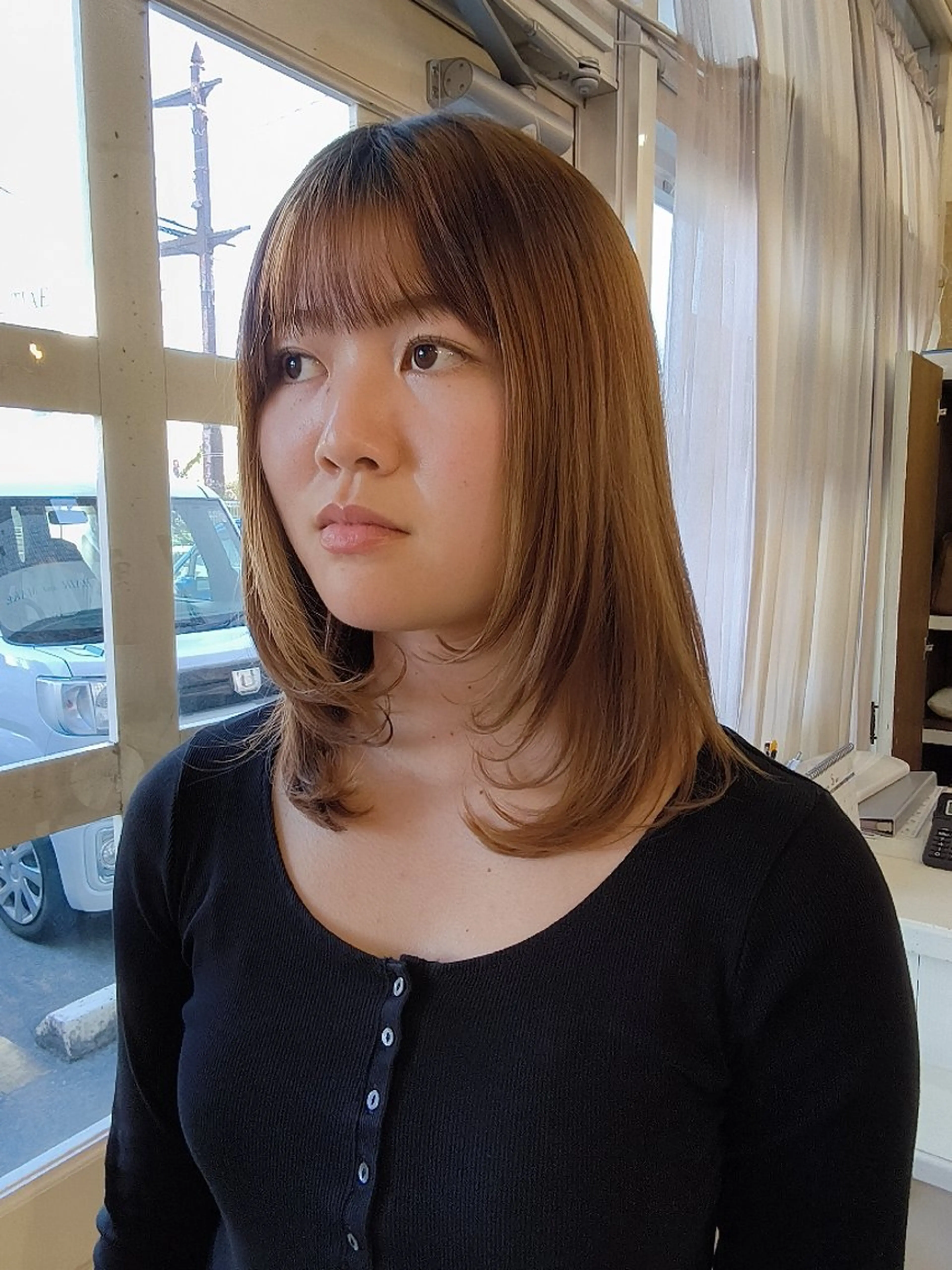 ナチュラル☆顔周りレイヤーカット♪毛量調整➕シャンプー付き☆の写真