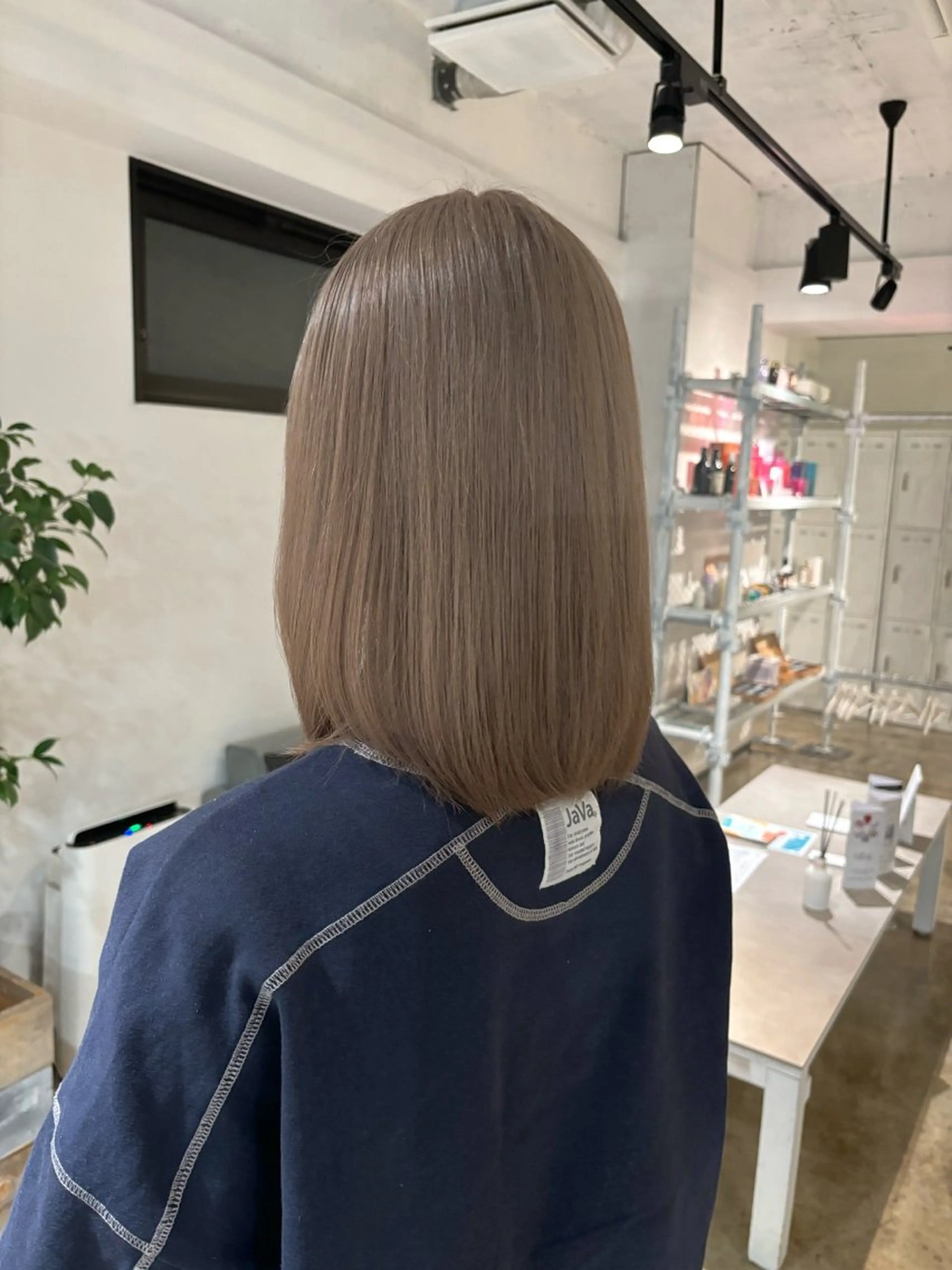 セミロング カラー ブリーチ ダブルカラー グレージュ ヘアカラー トリートメント 暖色カラー🍒 ケアブリーチ/akiのヘアスタイル