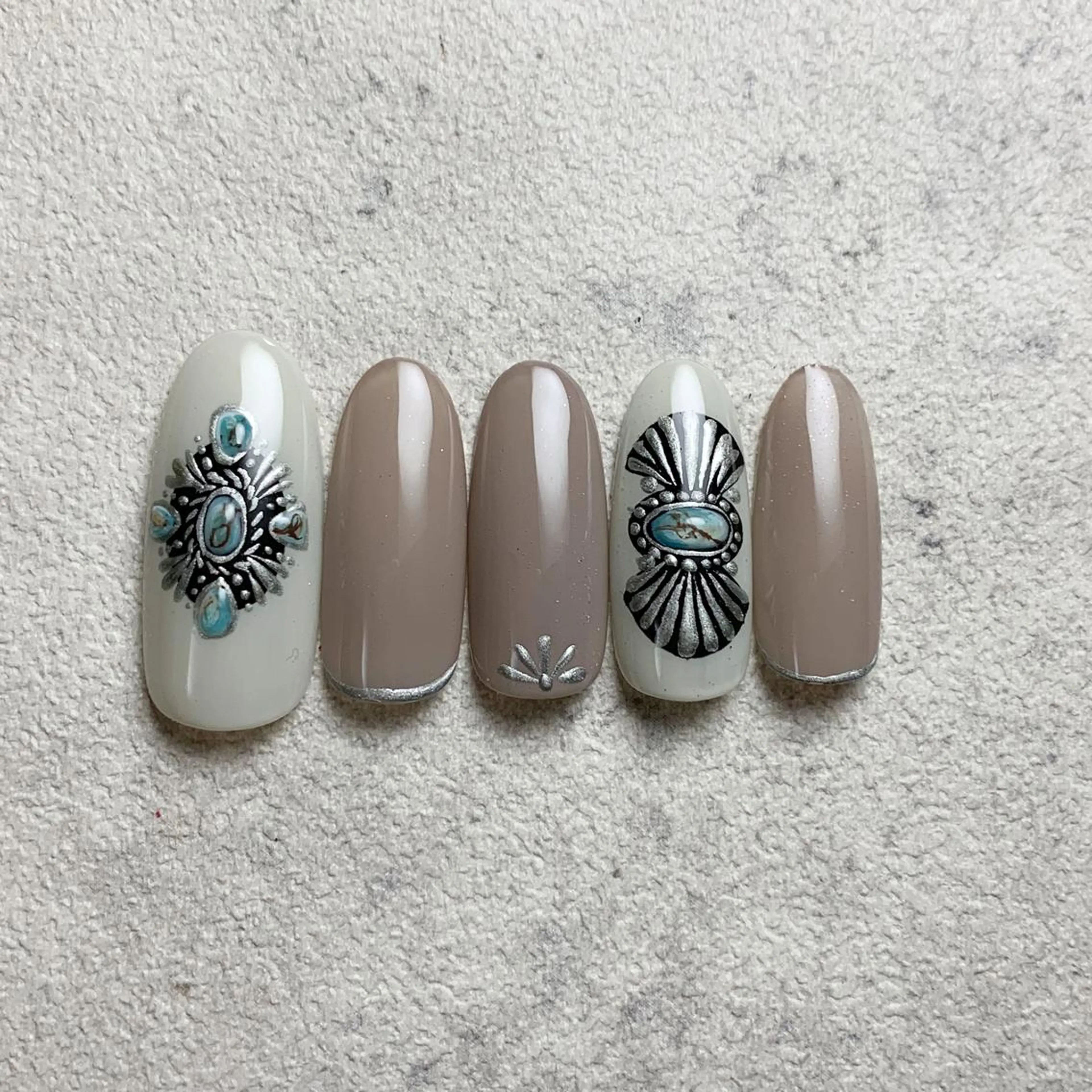 ネイル FIORITURA aiのネイルデザイン