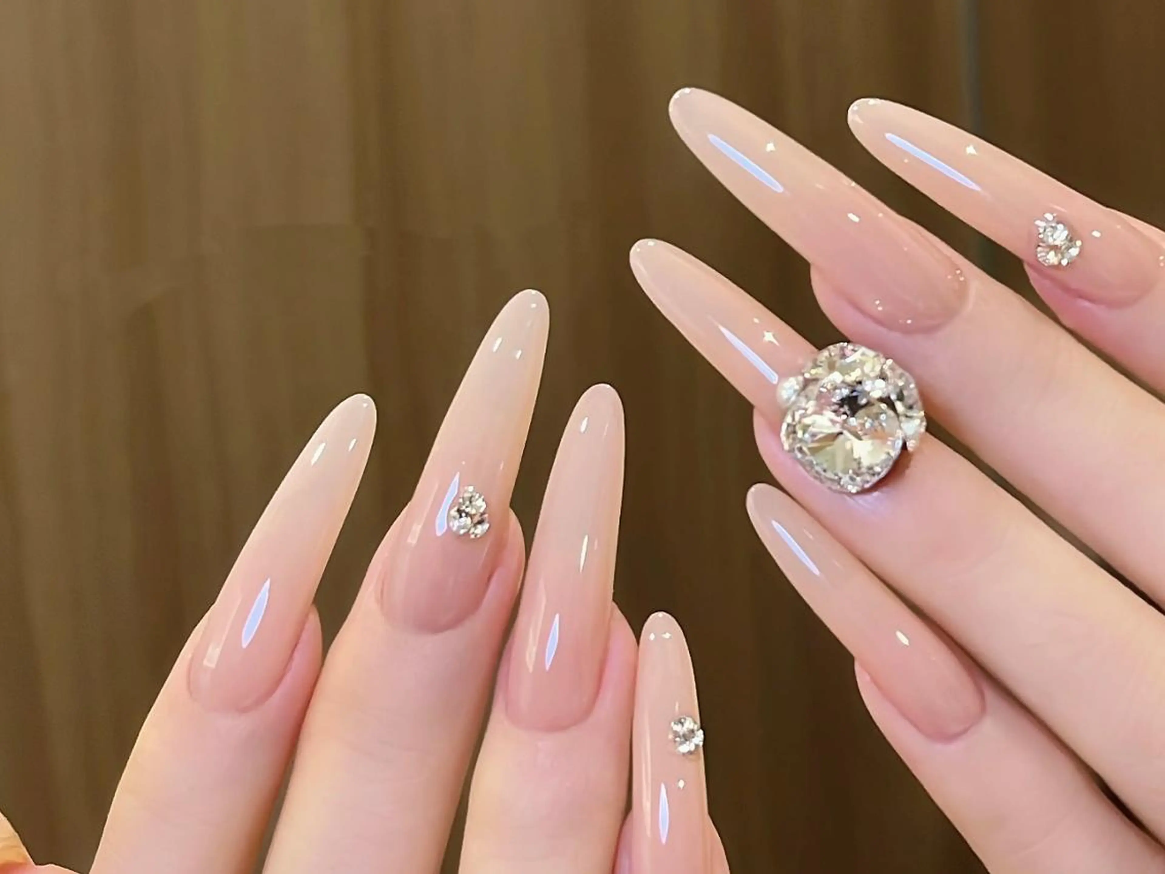 初心者練習モデル🧡[オフなし]ワンカラー/ラメグラ(ジェルオフあり+500円)の写真