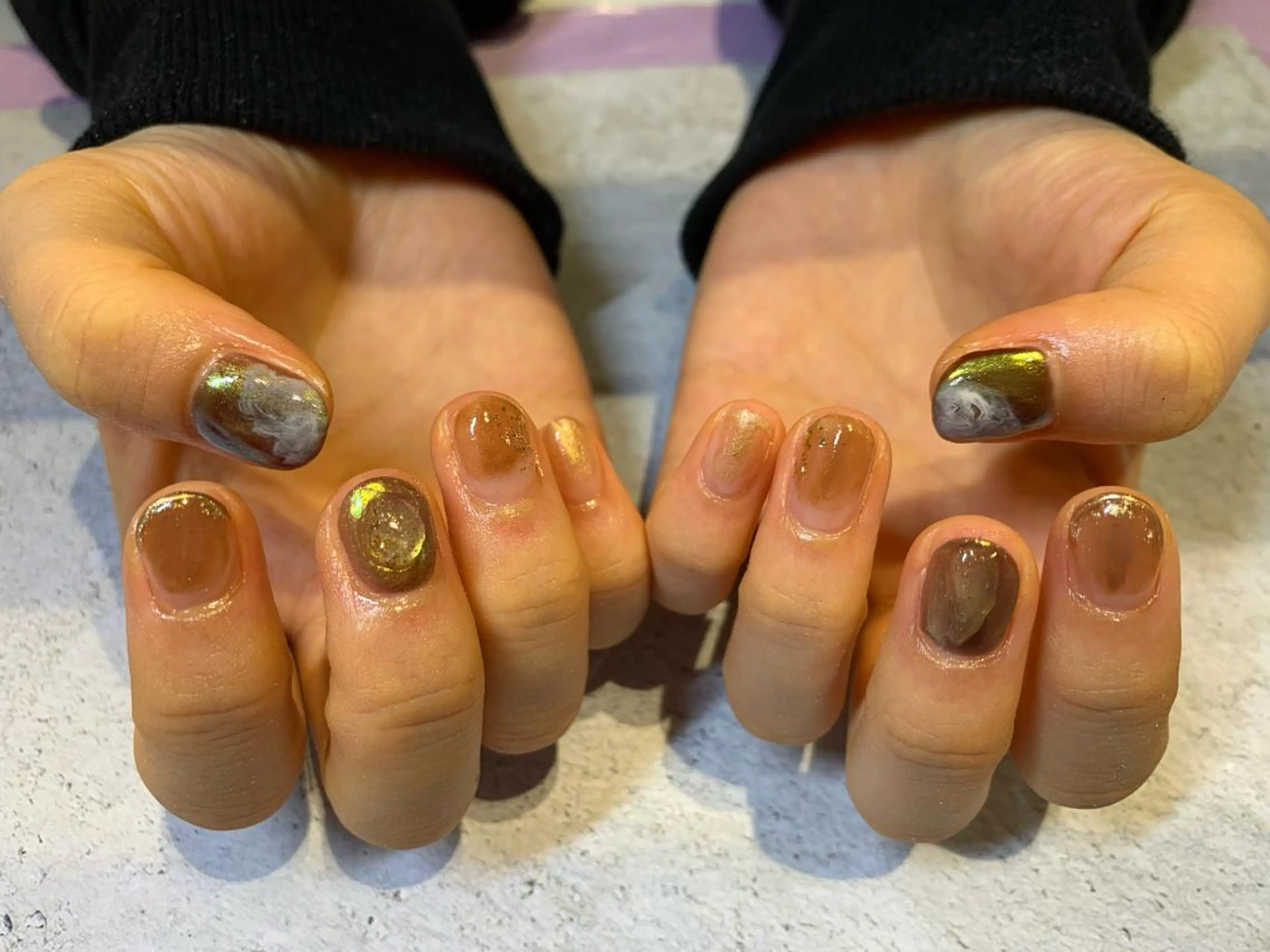 ネイル ニュアンスネイル マキノ ユイのネイルデザイン