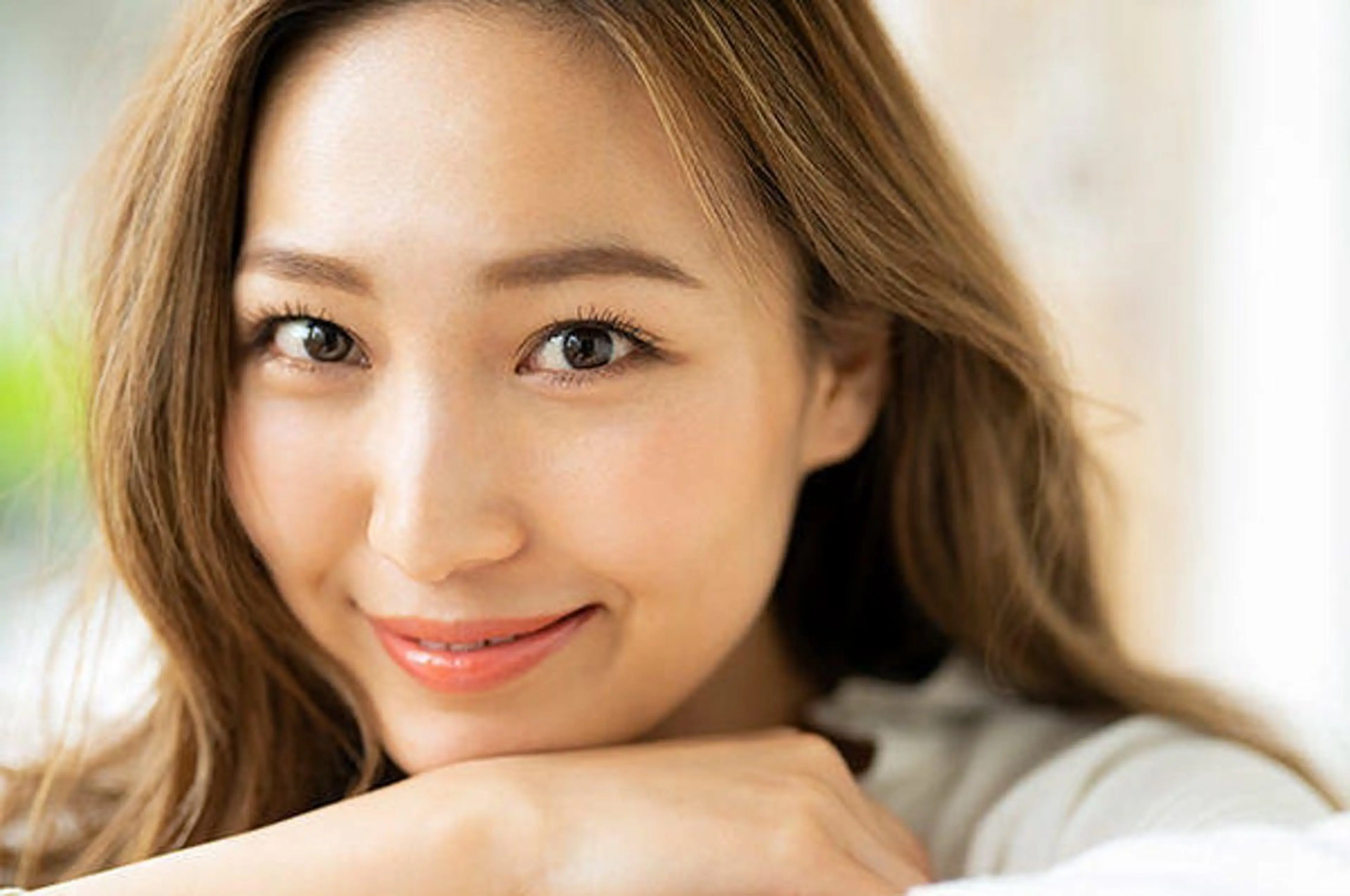 ネイル ブライダルネイル ホワイト エステ aliaハイフ&水光ジェットサロン所属・aliaハーブ水光店 エステティシャン募集のエステ・リラクイメージ