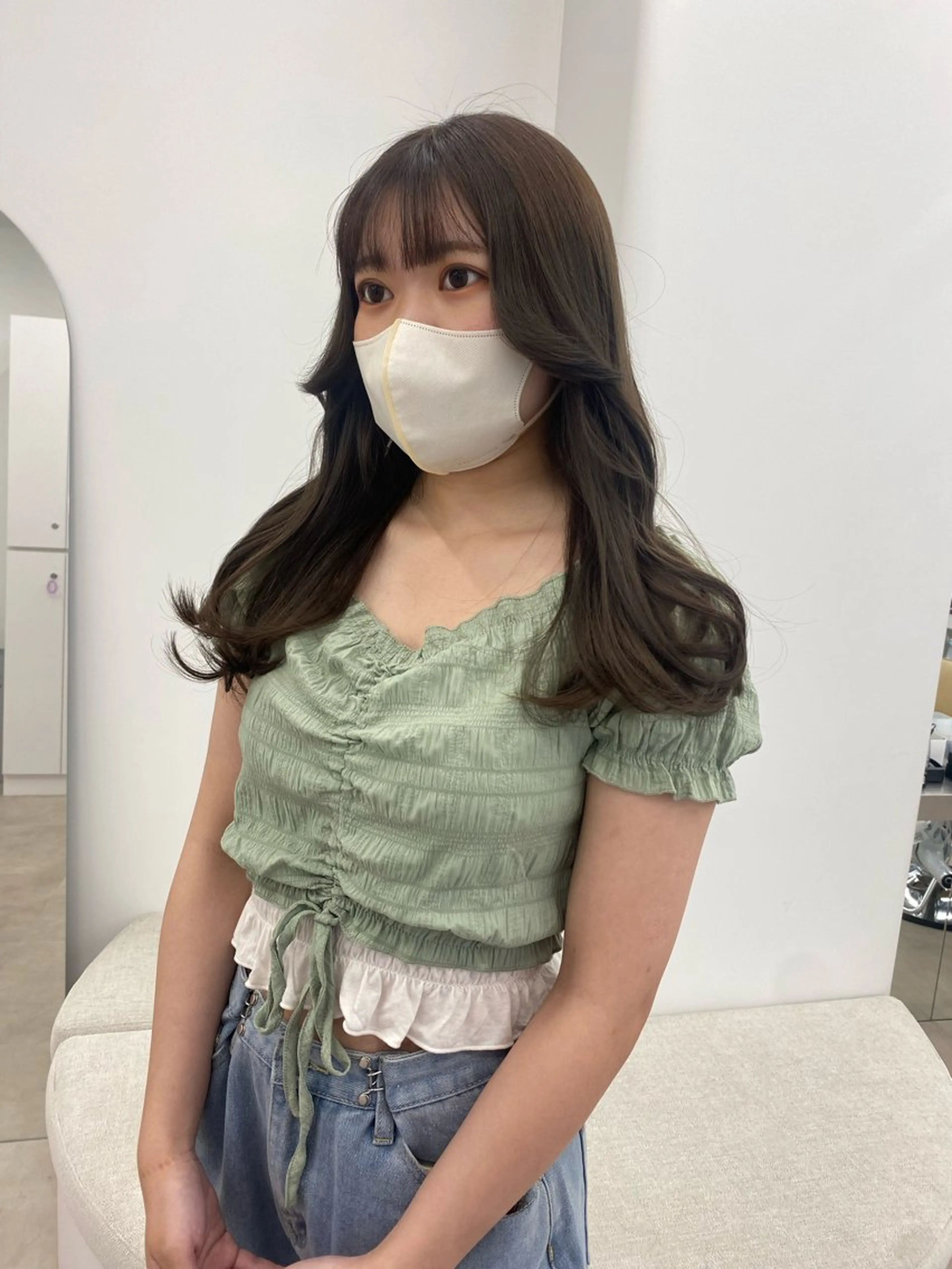 ロング カラー グレージュ オリーブグレージュ オリーブグレー ヘアカラー hinaka .のヘアスタイル