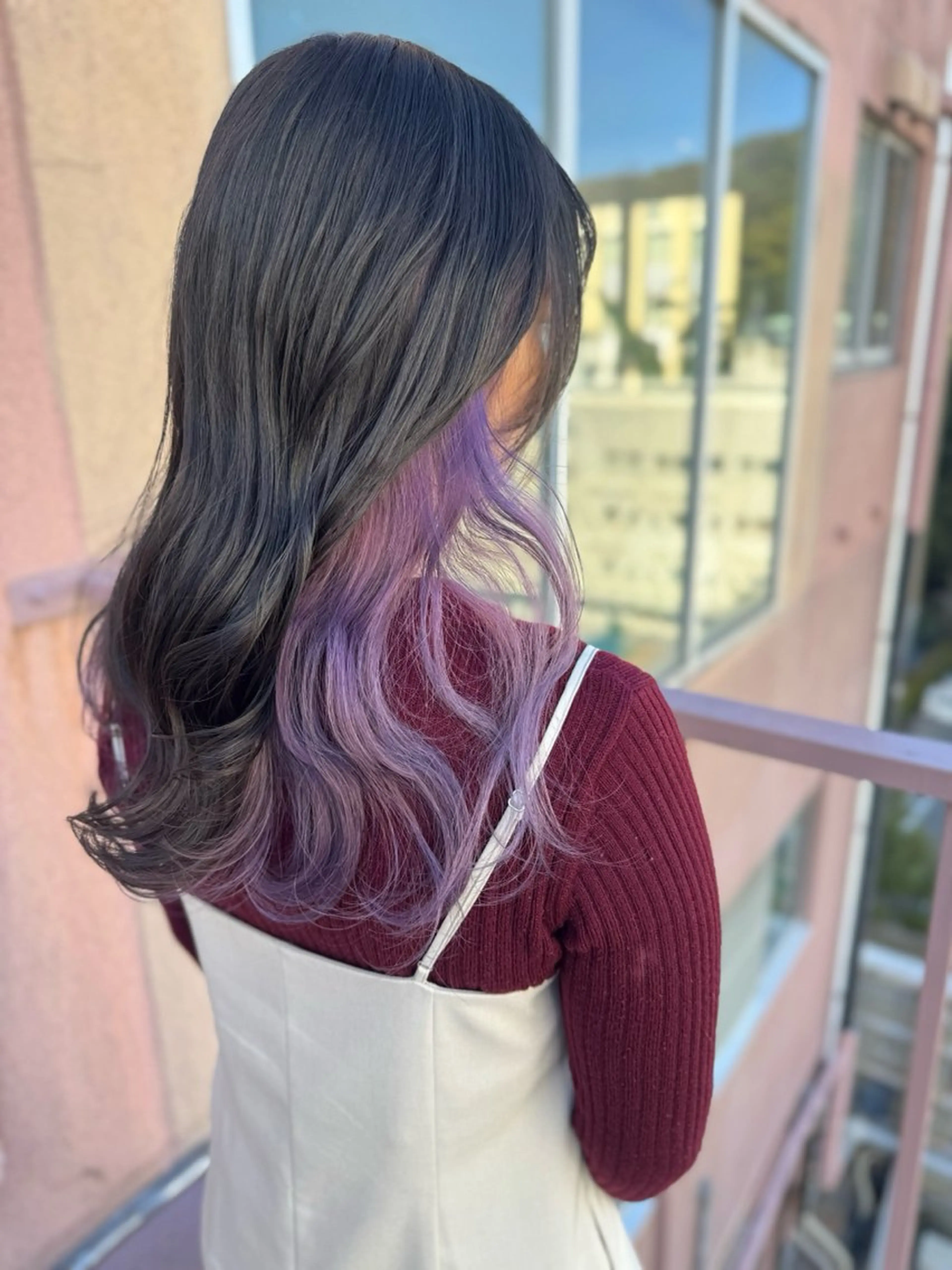 セミロング カラー インナーカラー パープルカラー ヘアカラー Viage （ビアージュ）のヘアスタイル