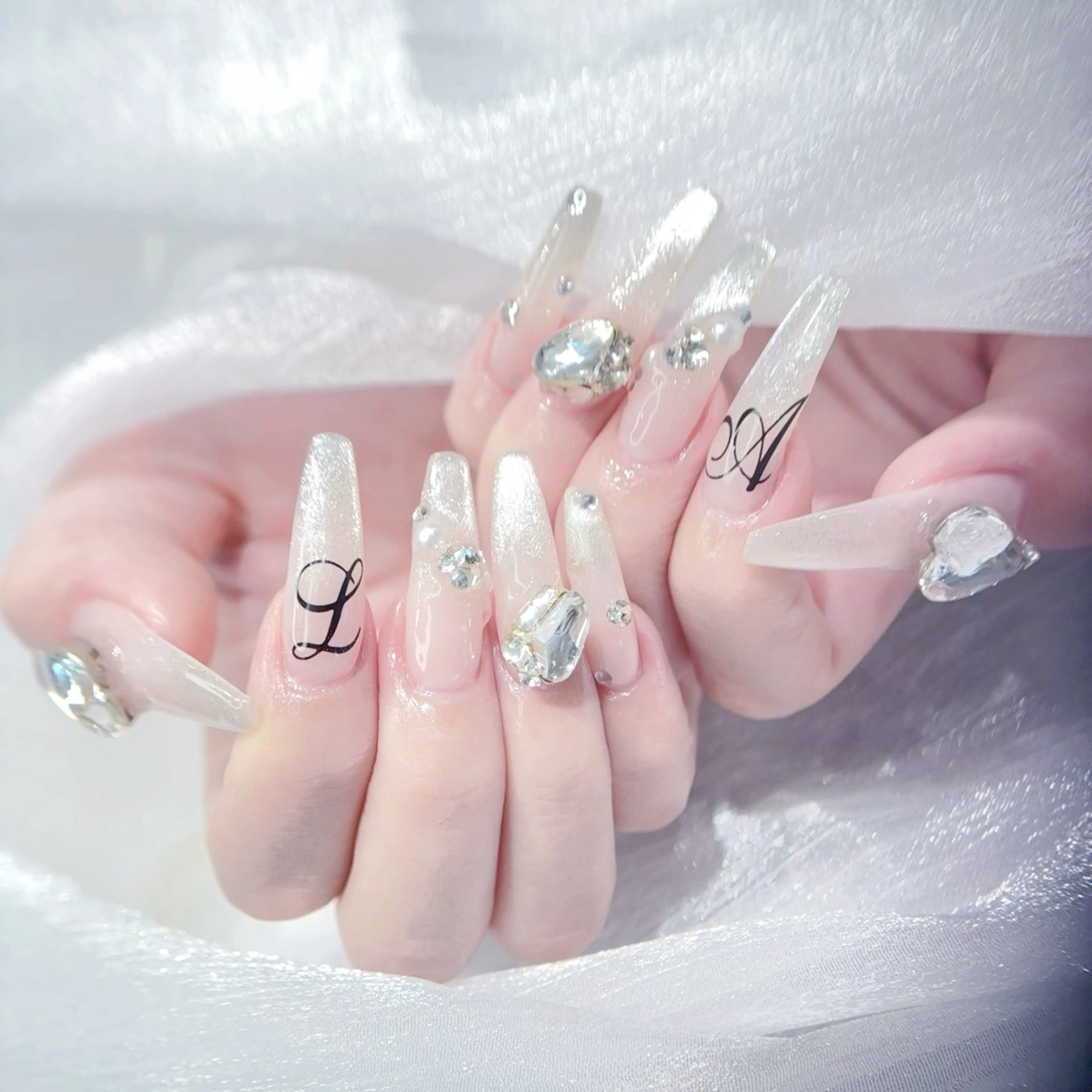 ネイル ハンドネイル ハンドケア AKI AKIのネイルデザイン