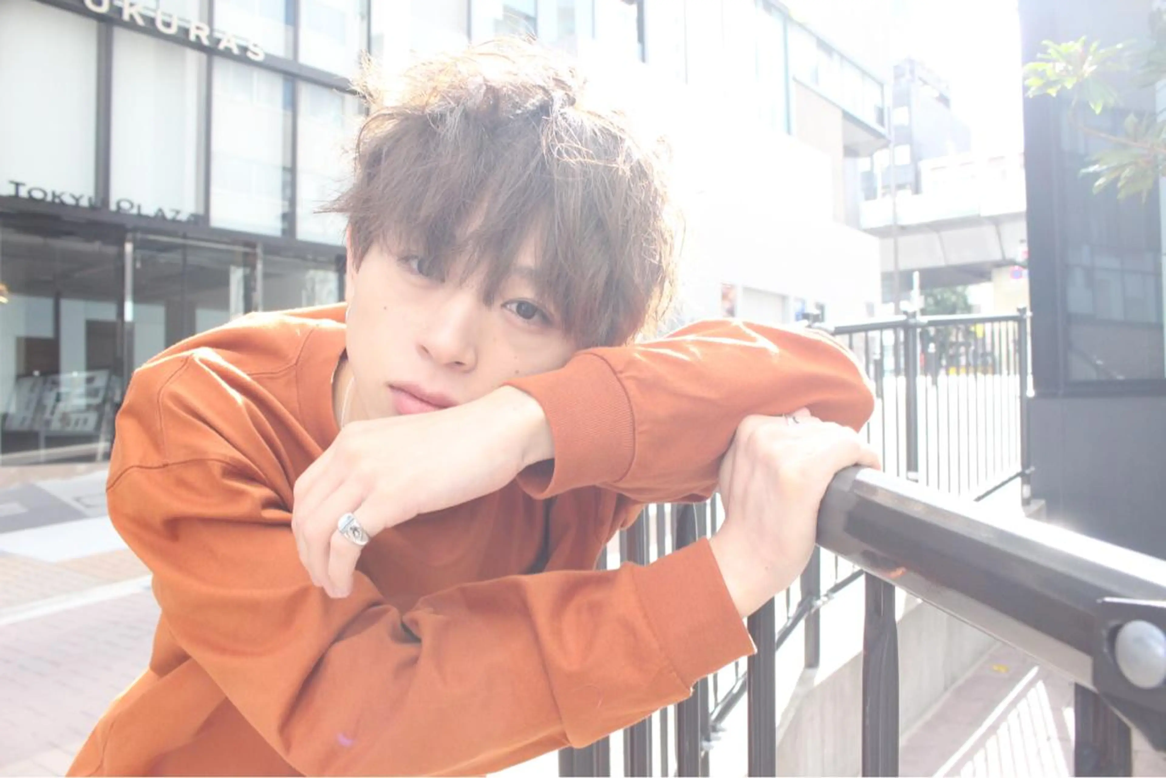 ショート カラー メンズ メンズブリーチ ブリーチ カット ヘアカラー ヘッドスパ ROW吉祥寺✨ 髪質改善TR&スパ✨のヘアスタイル