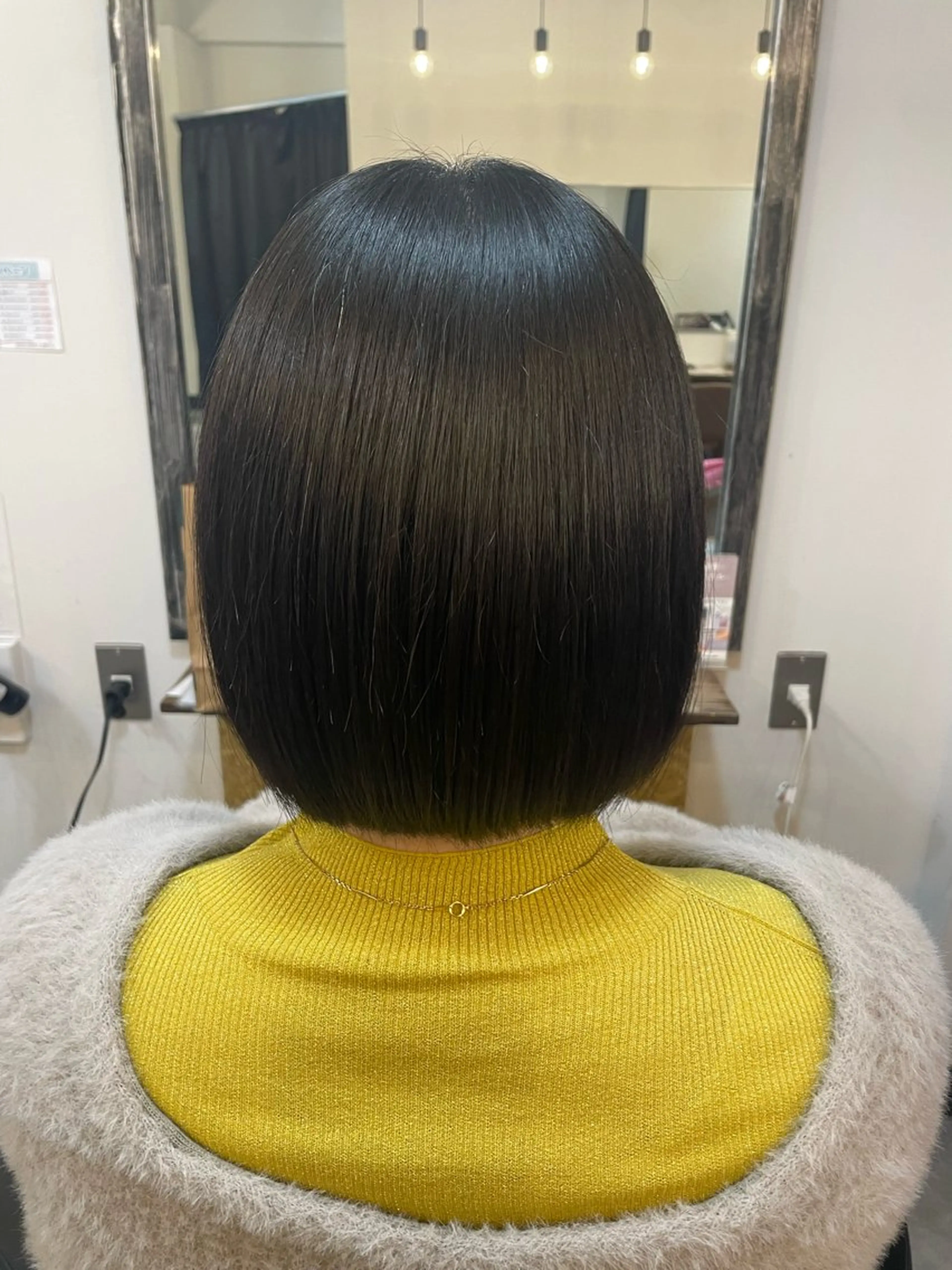 ショート 新宿/ハイトーン カラー/AKI🍎のヘアスタイル