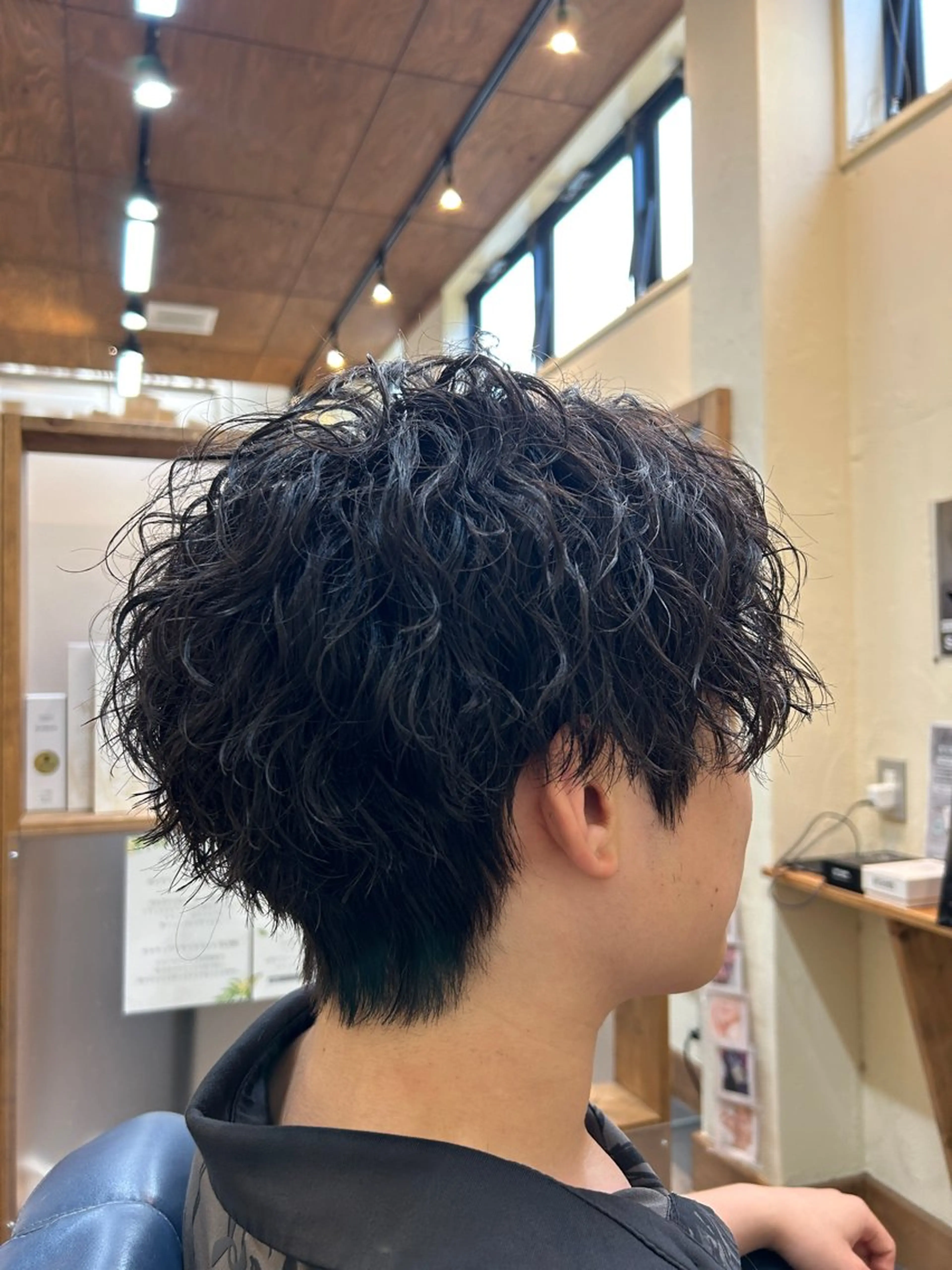 パーマ メンズ カット パーマ メンズ特化美容師 岩田拓海のヘアスタイル