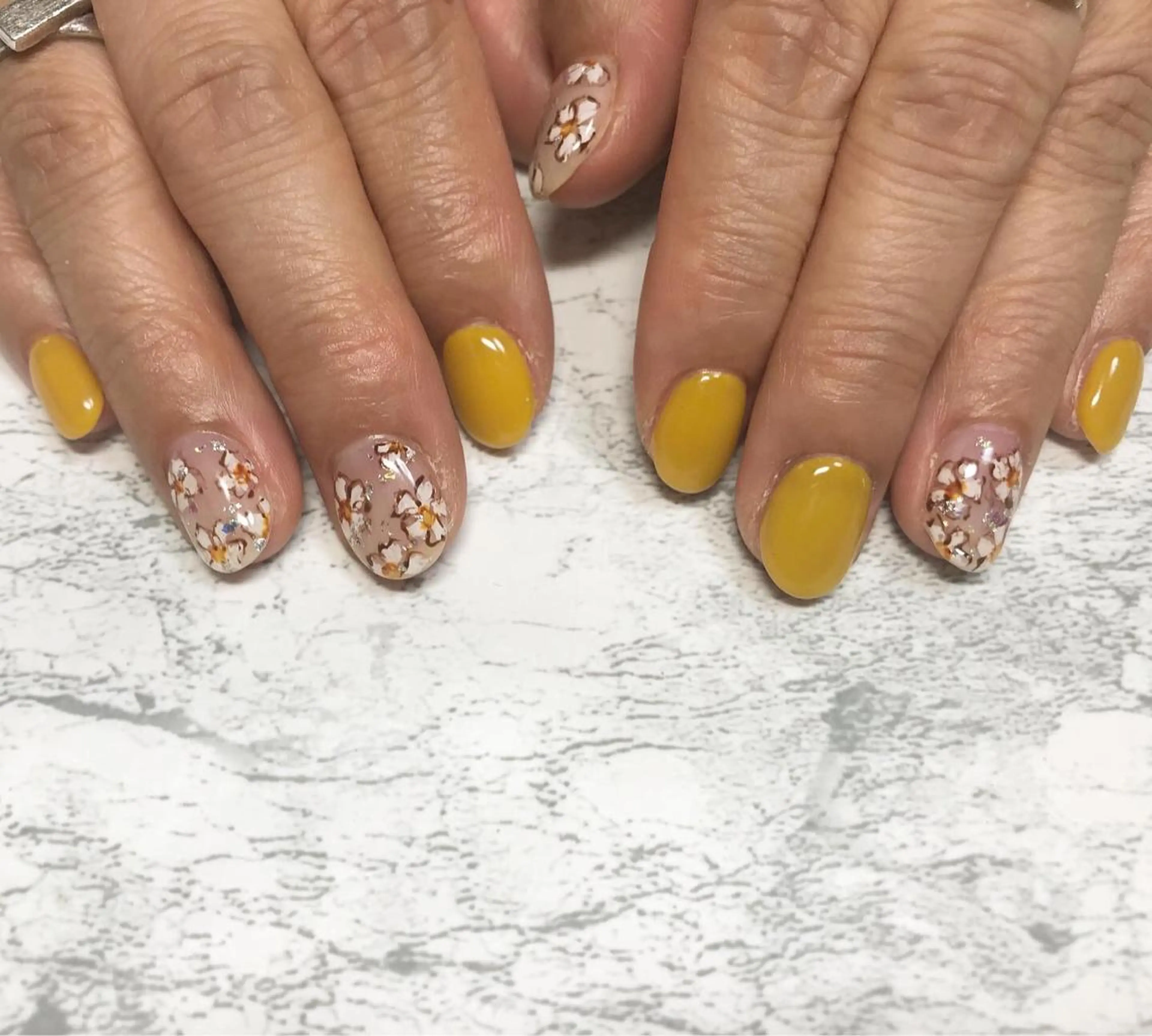 ネイル フットネイル ニュアンスネイル シンプルネイル 春ネイル 夏ネイル nail fufla ♡yamane♡のネイルデザイン