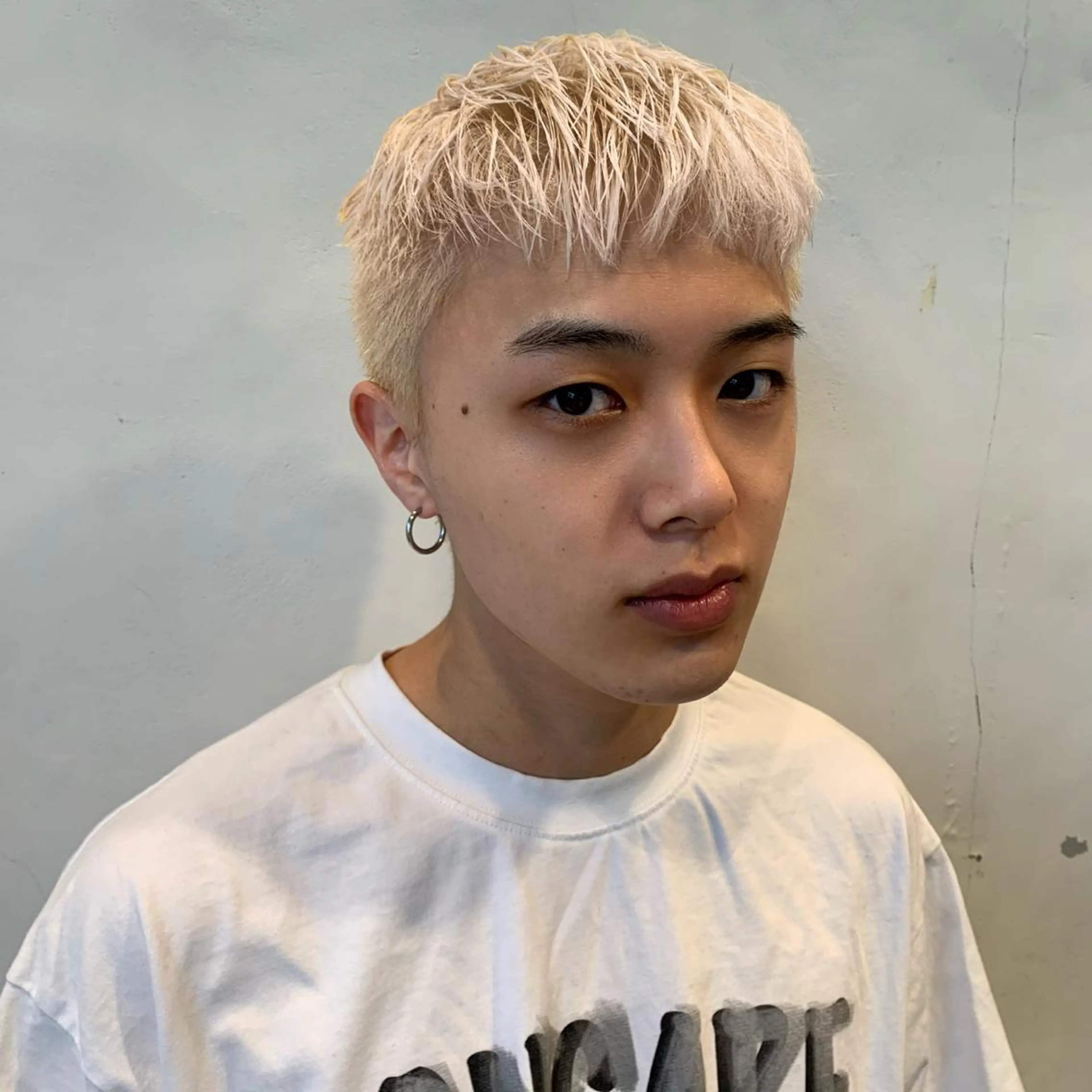 カラー メンズ ブロンド HINA🎀韓国ヘア エクステ/小顔カットのヘアスタイル