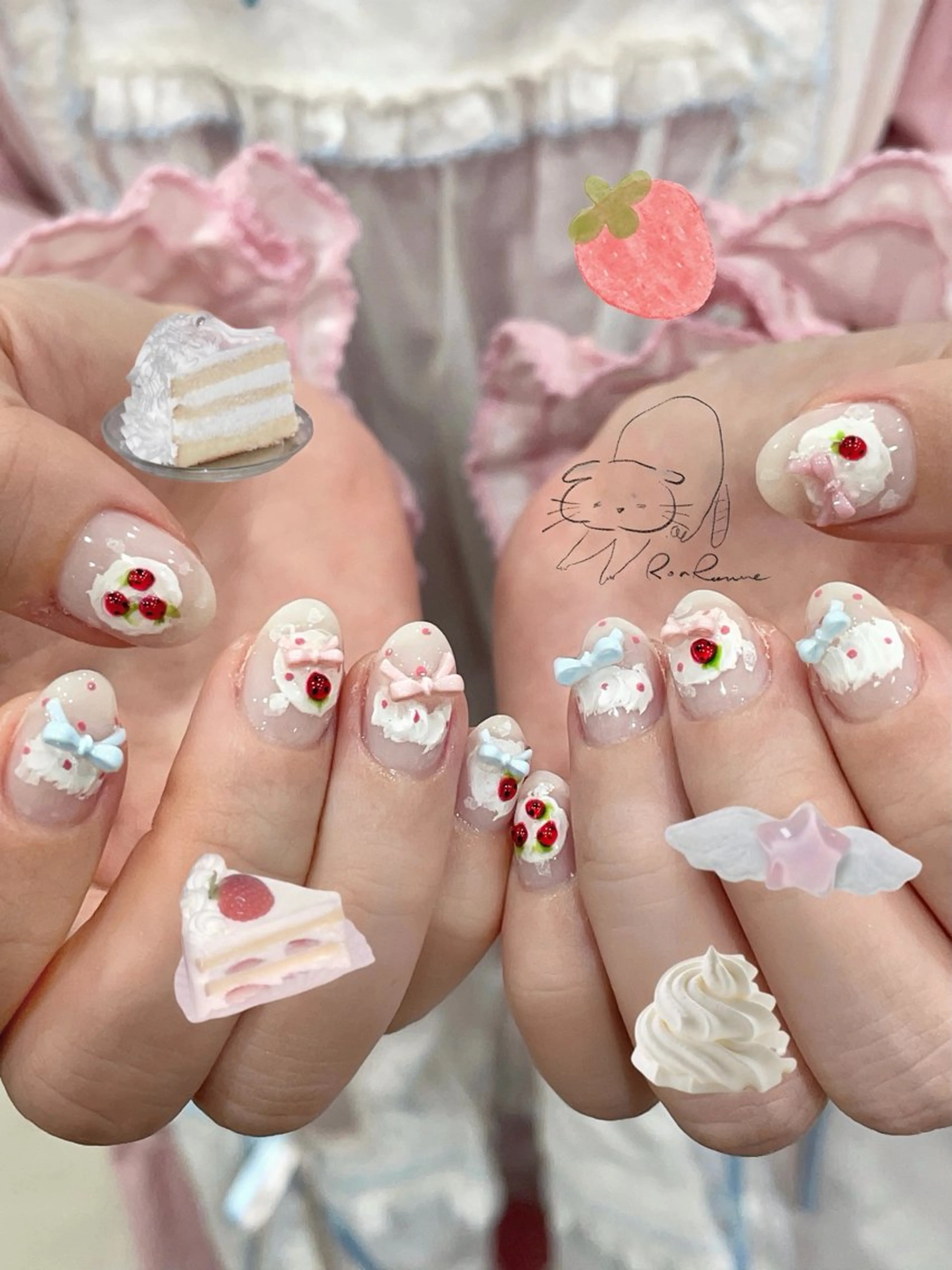 ネイル オーロラネイル 長さ出し フレンチネイル ジェルネイル ミラーネイル ハンドネイル ronronne .のネイルデザイン