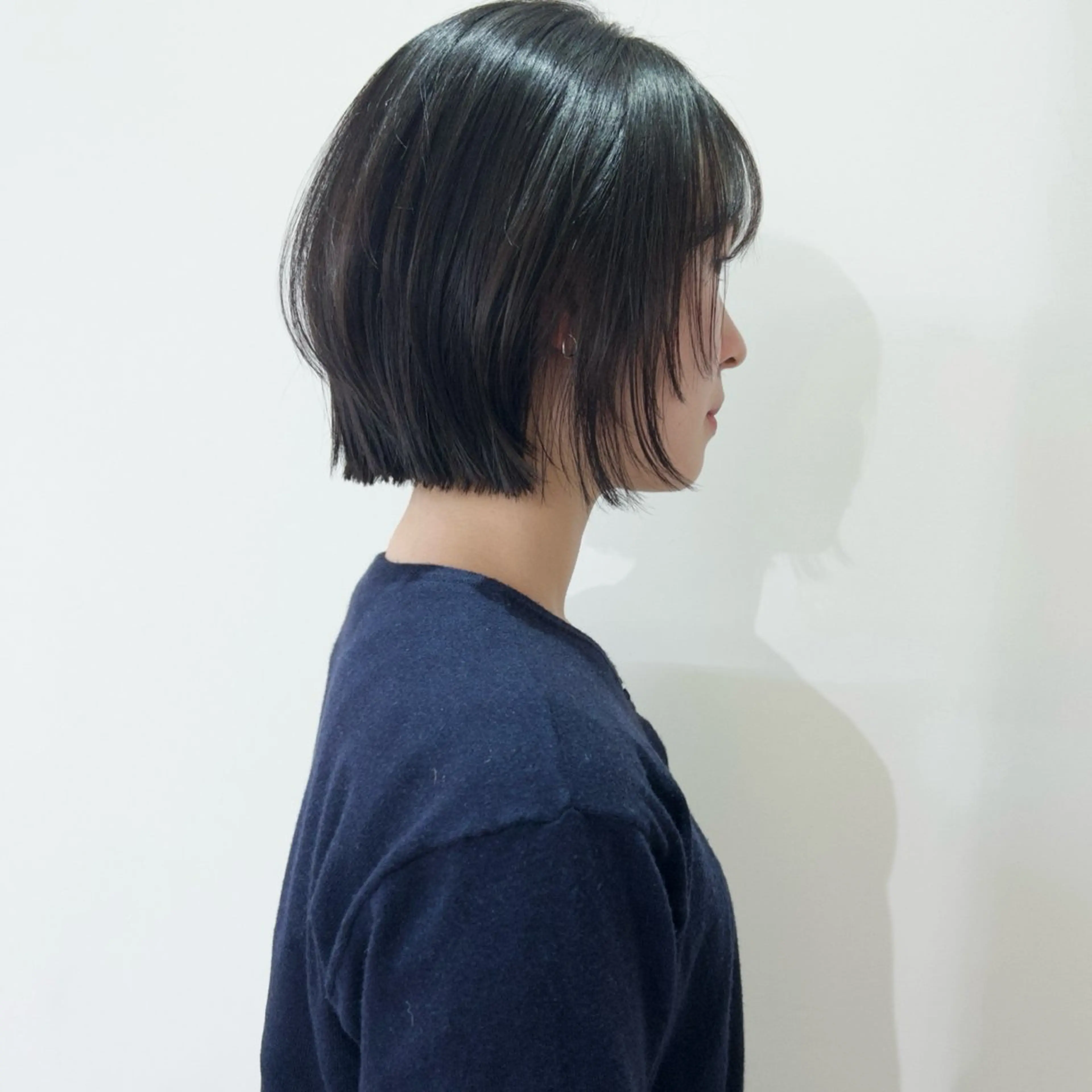 ショート カラー 透明感カラー ボブ 顔まわりレイヤー 顔周りカット レイヤーカット nonoka オリーブ/レイヤーのヘアスタイル