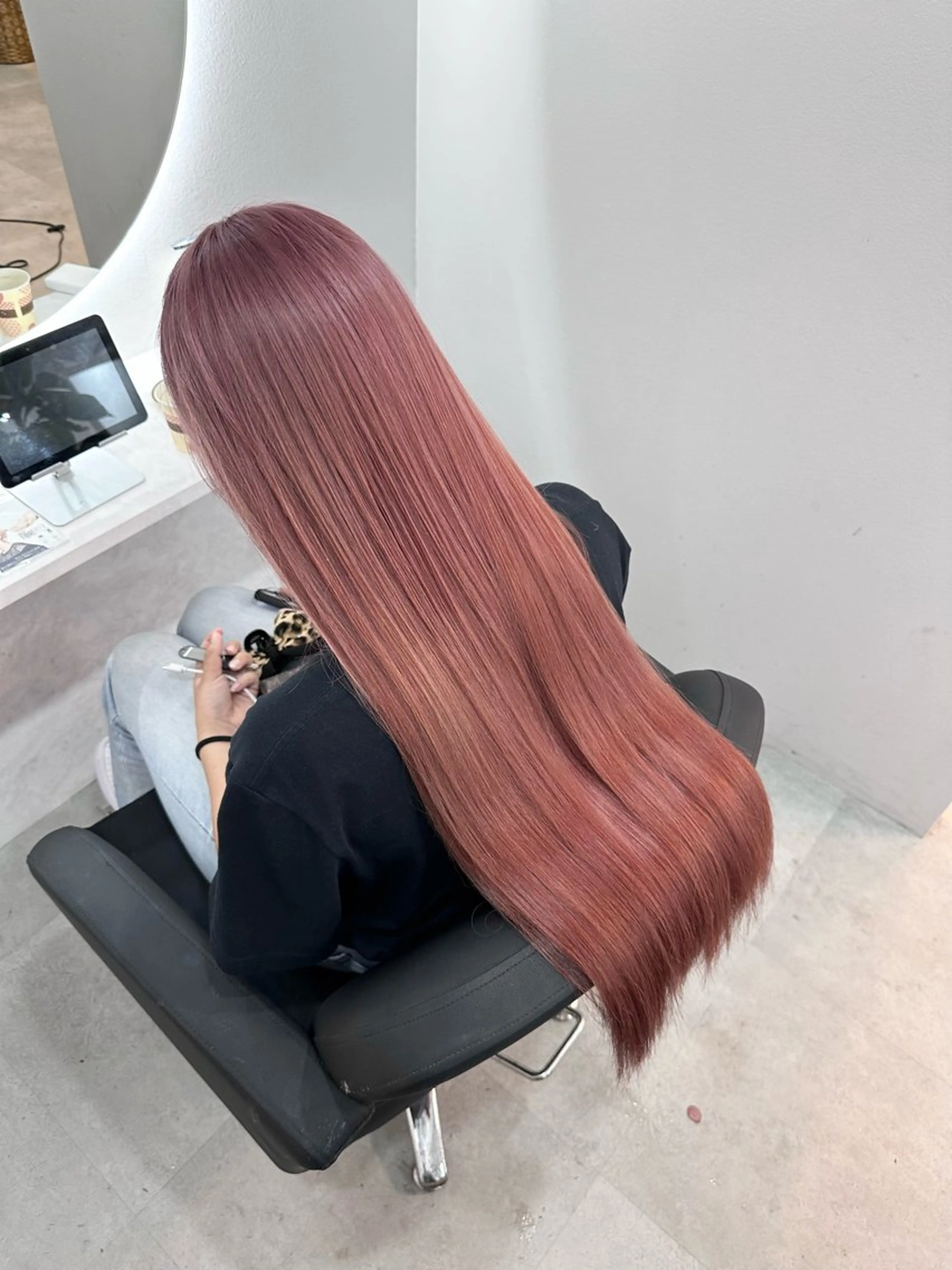 ロング カラー ベージュカラー ブリーチ ケアブリーチ ハイトーンカラー ピンクカラー 髪質改善/縮毛矯正 taichiのヘアスタイル