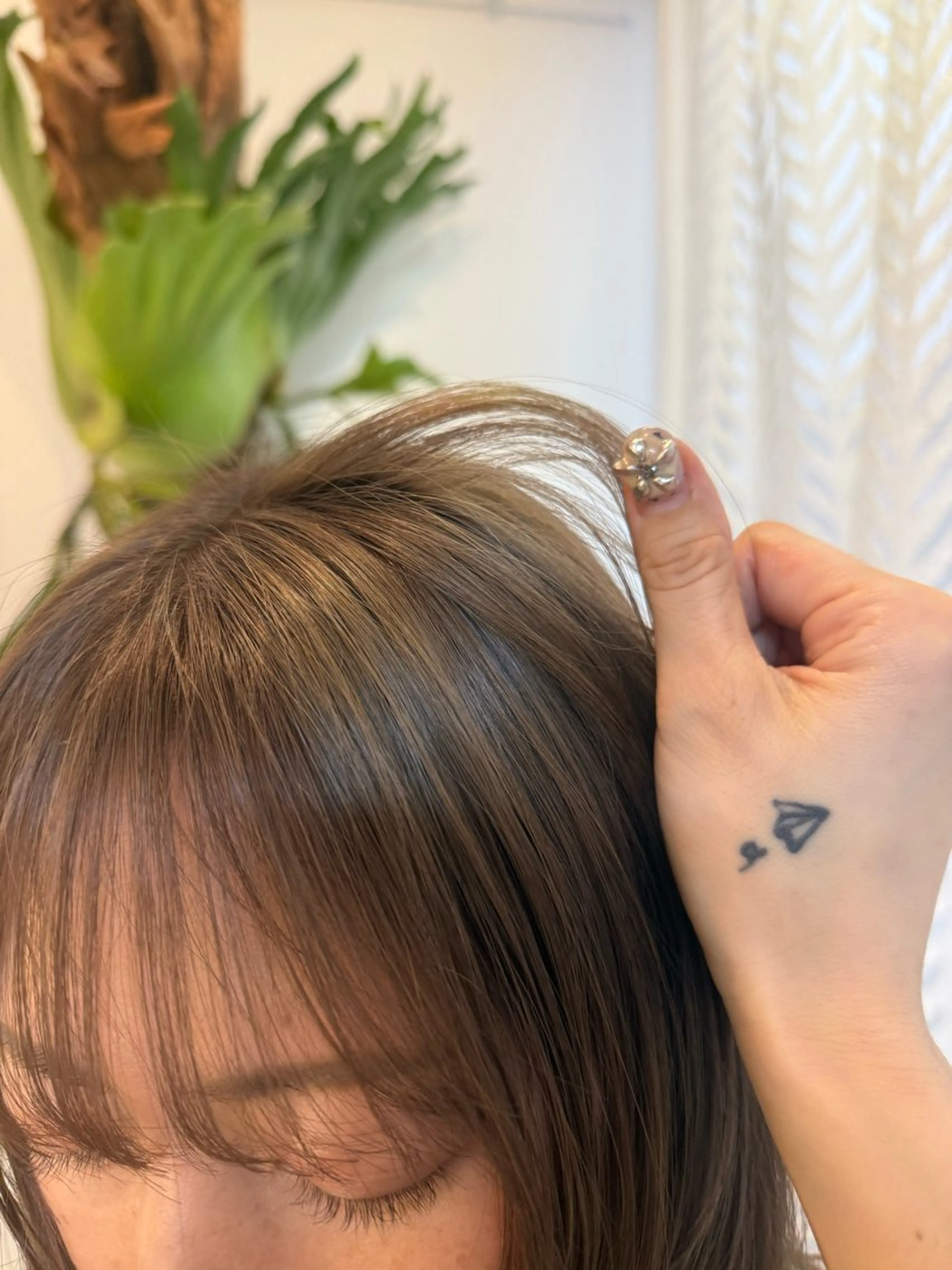 ミディアム カラー ベージュカラー カット ヘアカラー トリートメント 小野江 祐李のヘアスタイル
