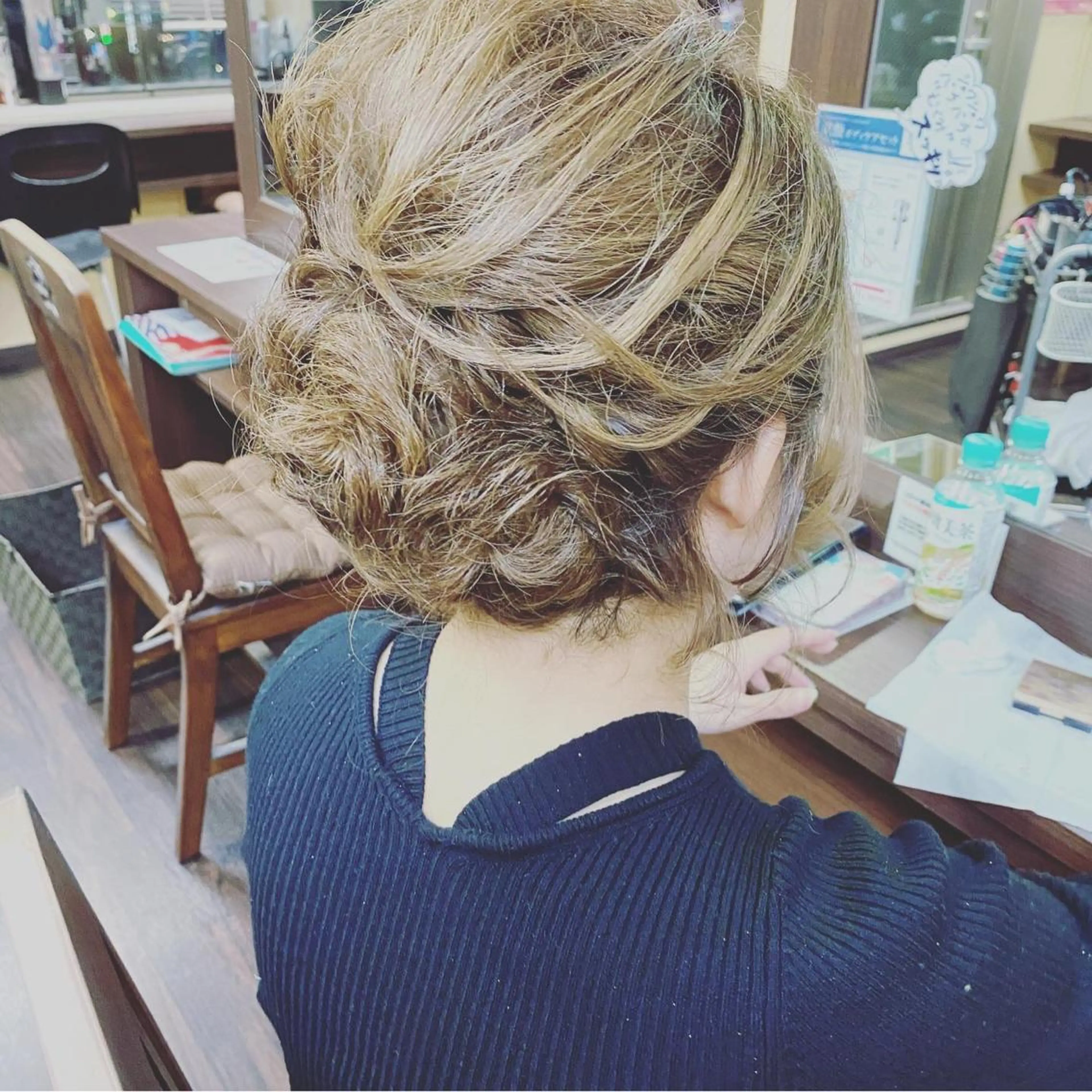 ショート ヘアセット ヘアメイクサロンバリー所属・泉 汐織のヘアスタイル