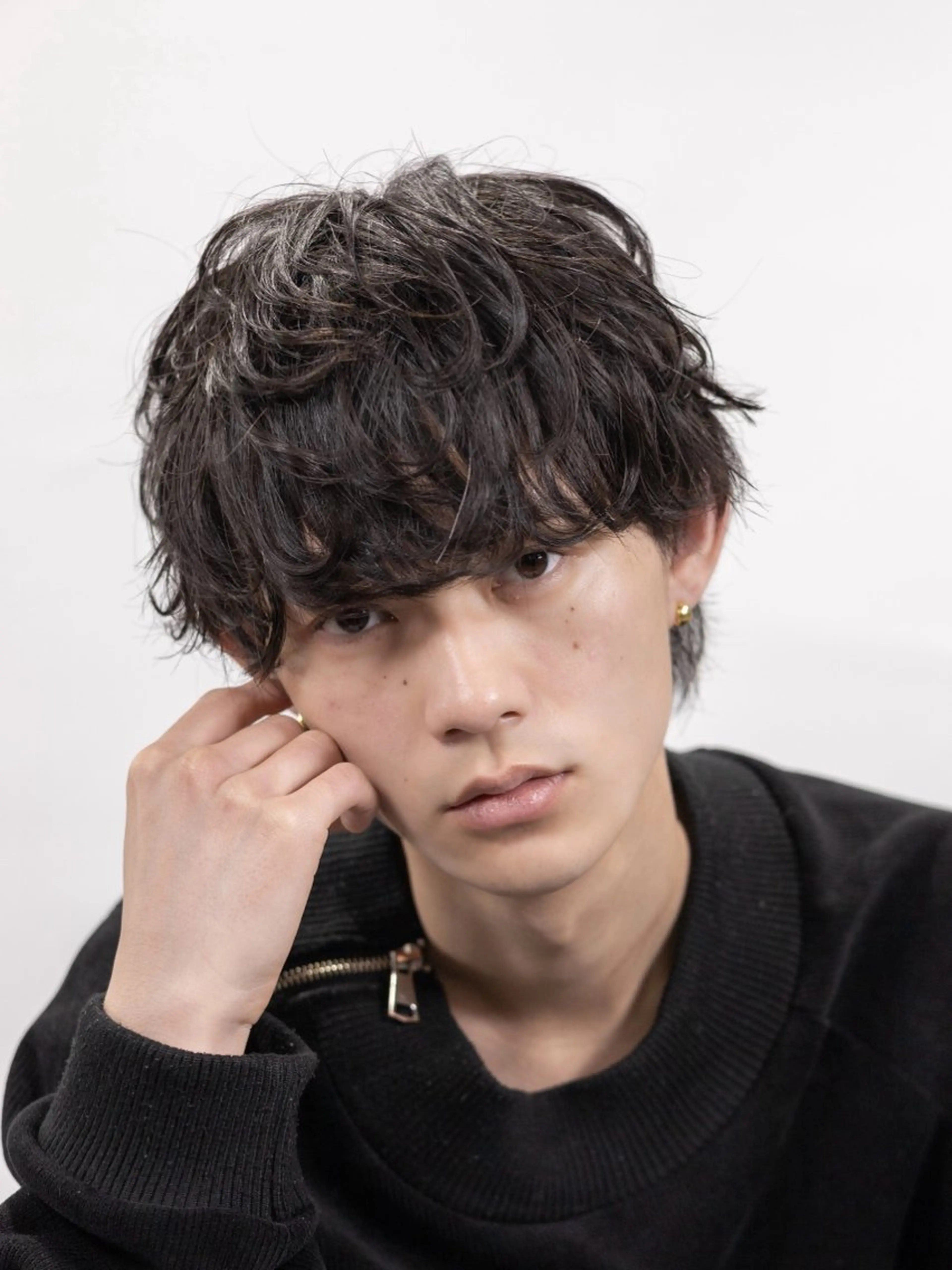 ショート カラー パーマ メンズ カット パーマ 【シャドウパーマ センターパート】義心のヘアスタイル