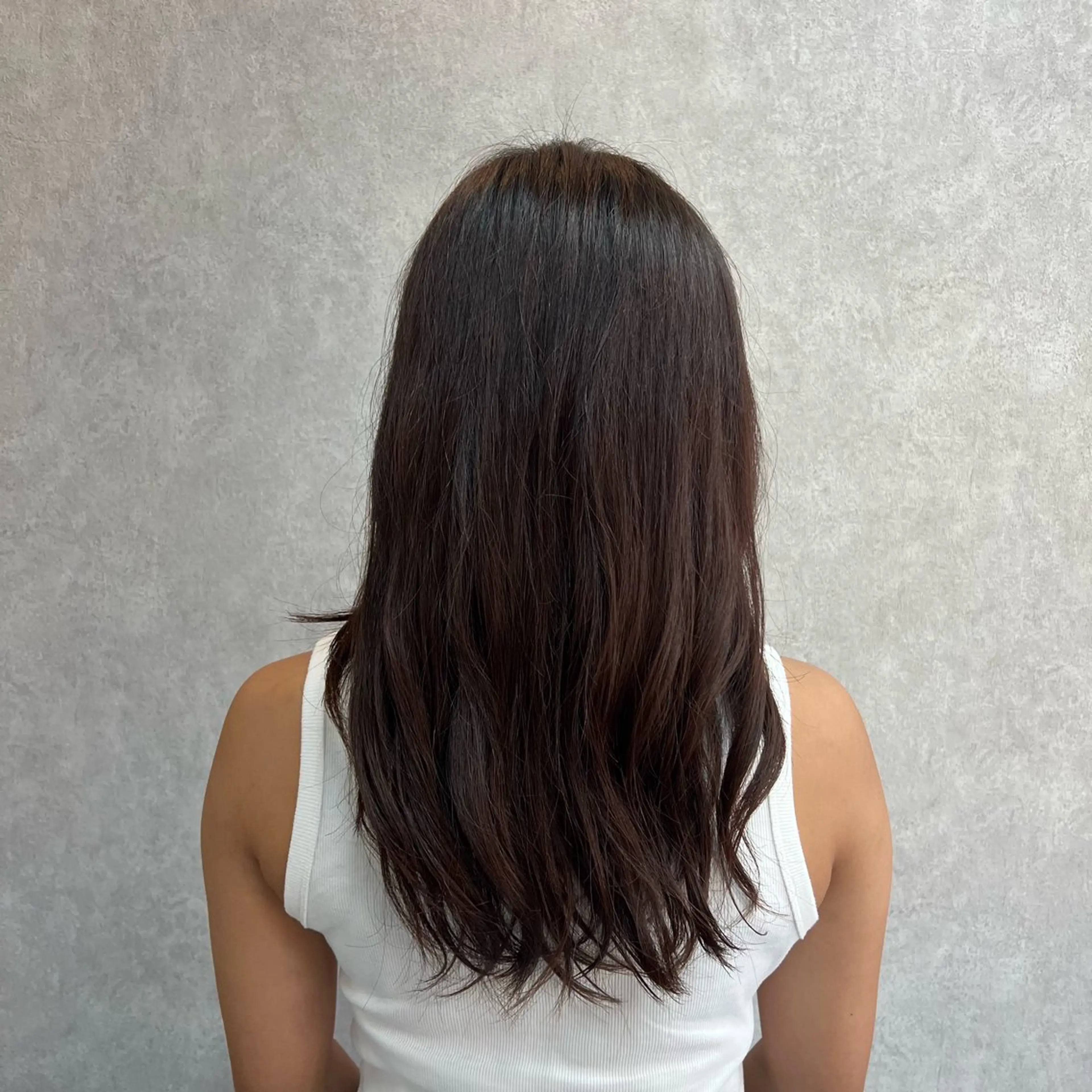 ロング パーマ 顔周りカット レイヤーカット 松本 心雪🌱‬のヘアスタイル