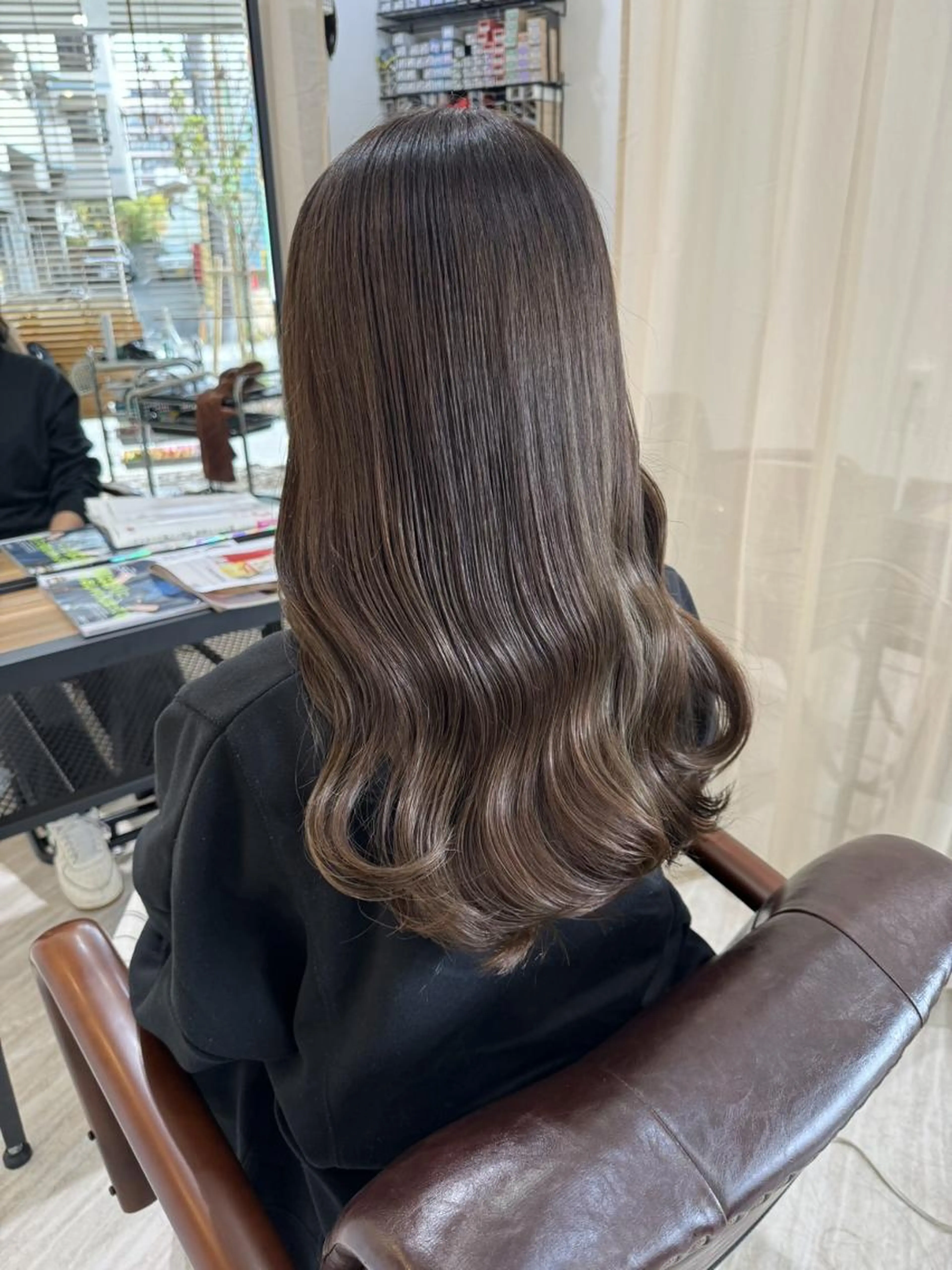 【人気No.3🌈】カラー+1ＳＴＥＰトリートメント￥6,600→￥3300の写真