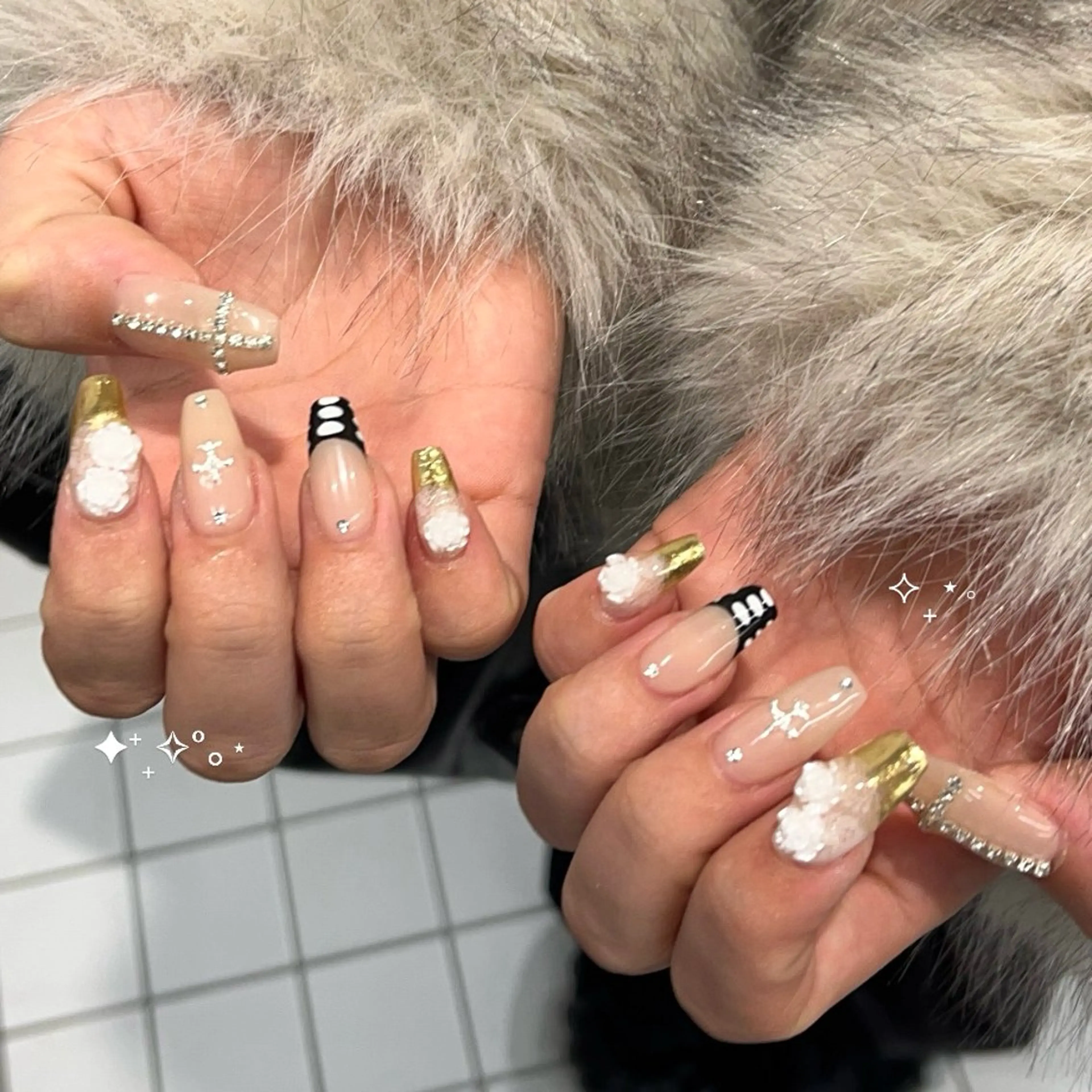 ネイル 成人式 キラキラネイル レース ロングネイル リボン eight nail 春菜のネイルデザイン