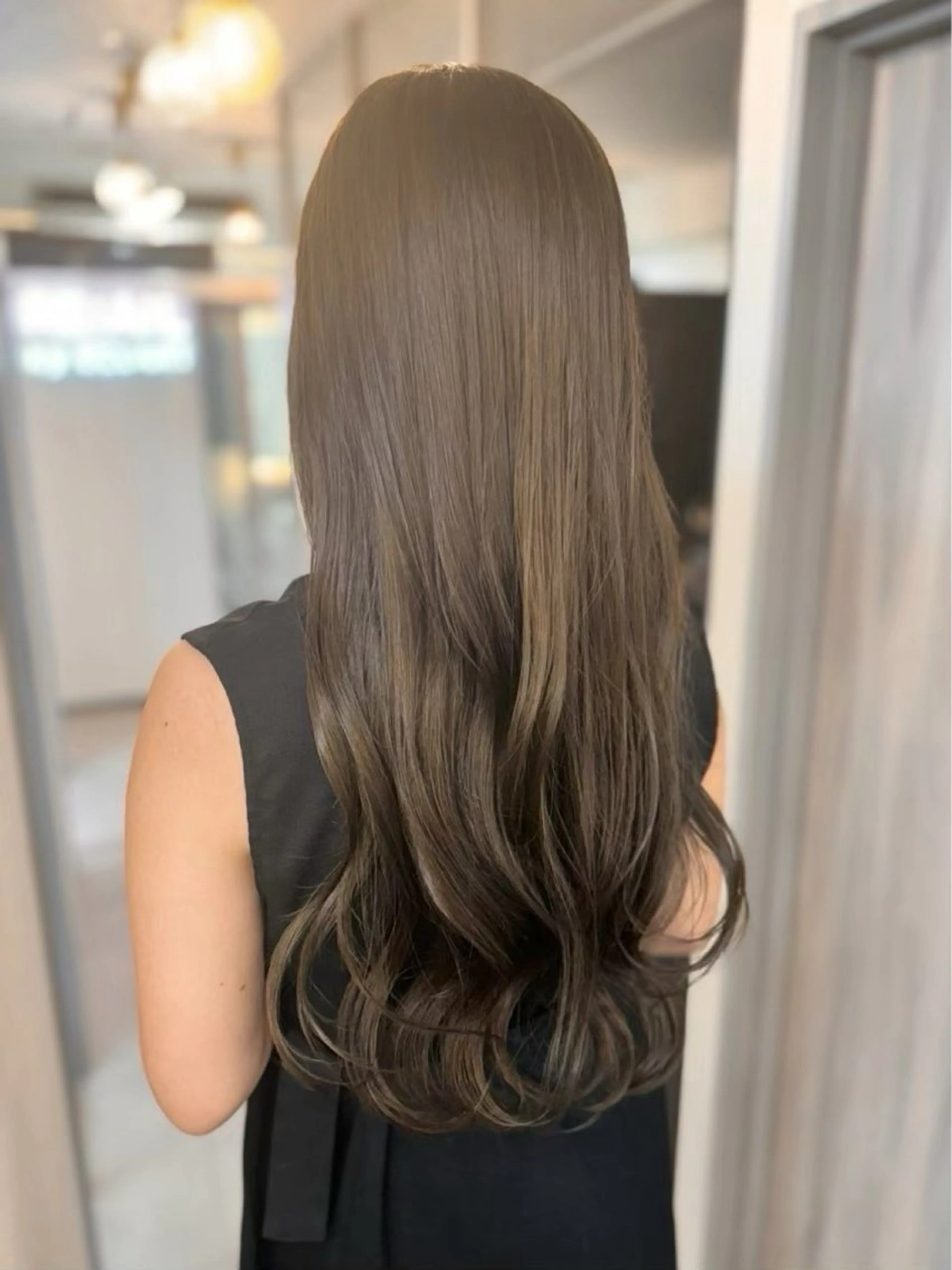 セミロング 髪質改善艶カラー KAMIYAMAのヘアスタイル