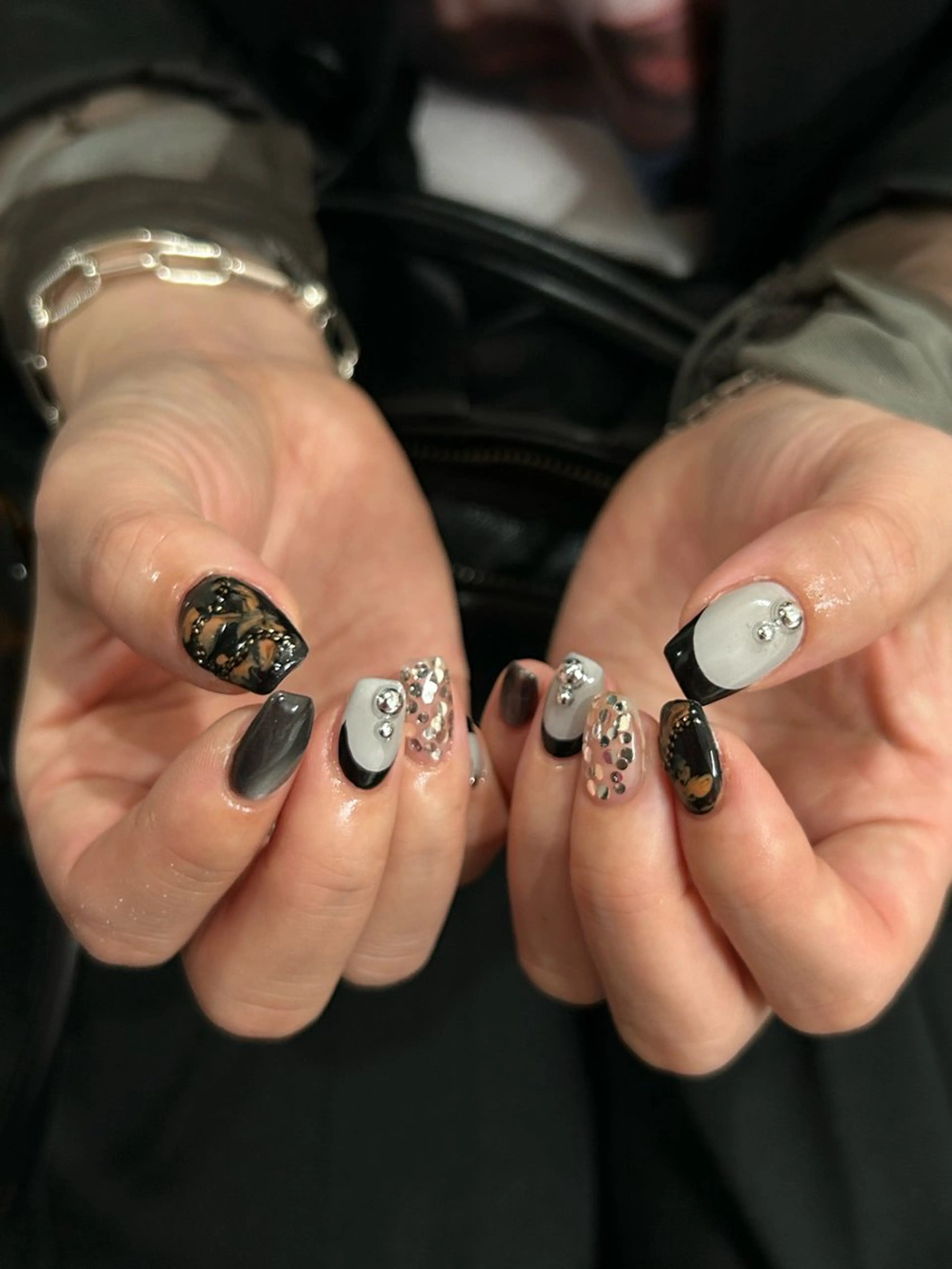 ネイル マグネットネイル シンプルネイル sakae yurinaのネイルデザイン