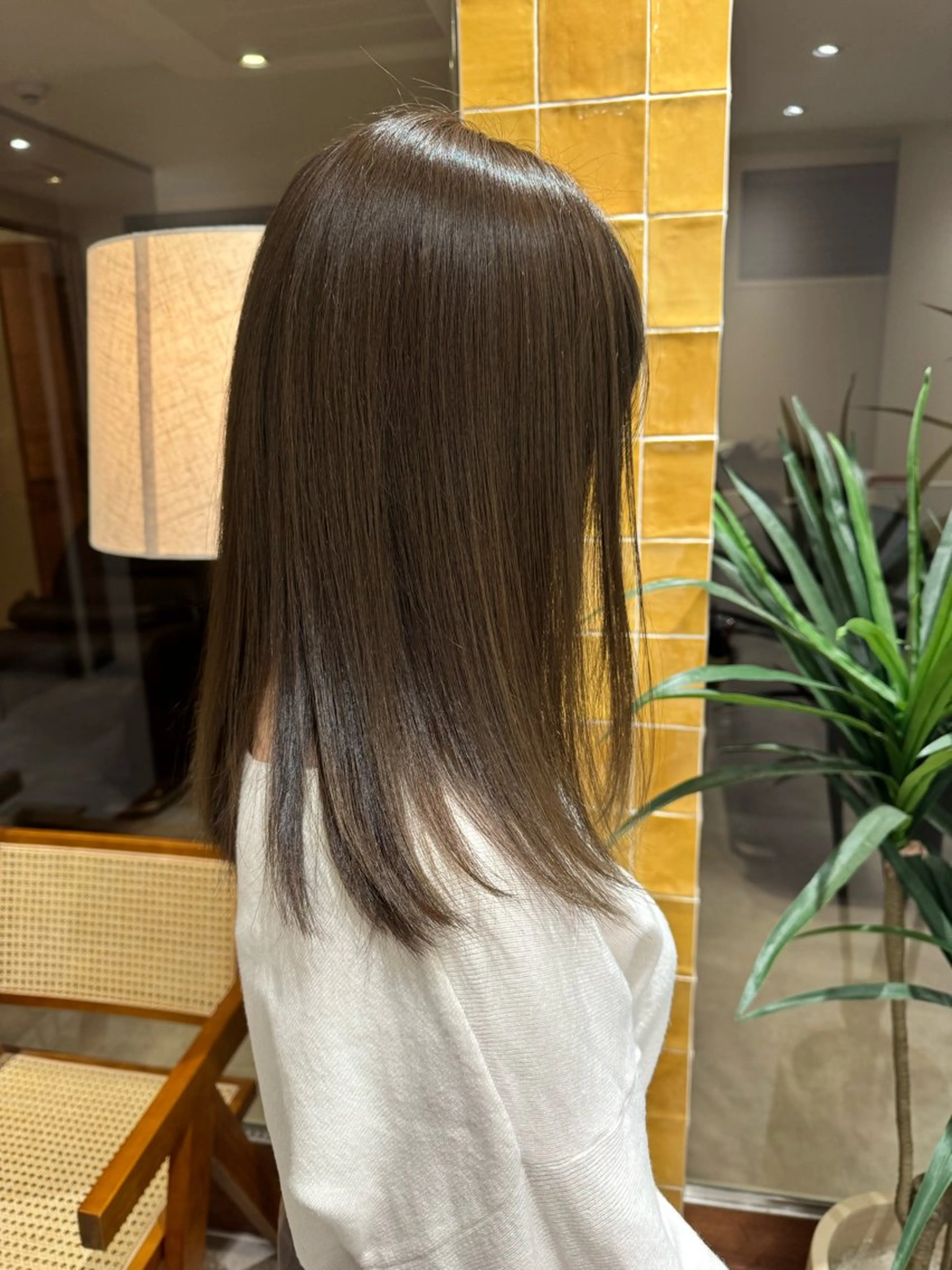 ミディアム 透明感のあるモテ艶髪 🫧AYAKAのヘアスタイル