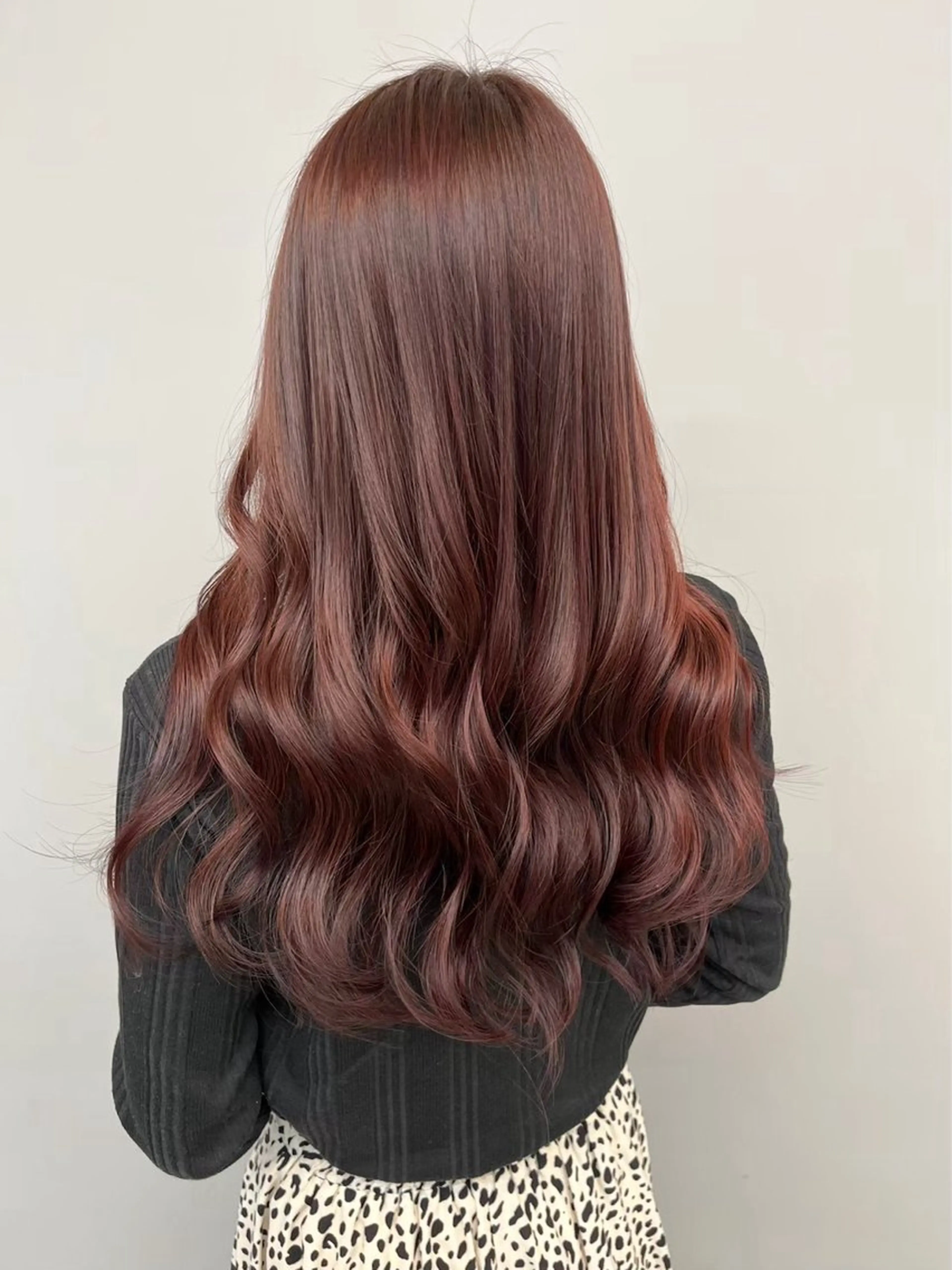 ロング 尾崎 虹美のヘアスタイル