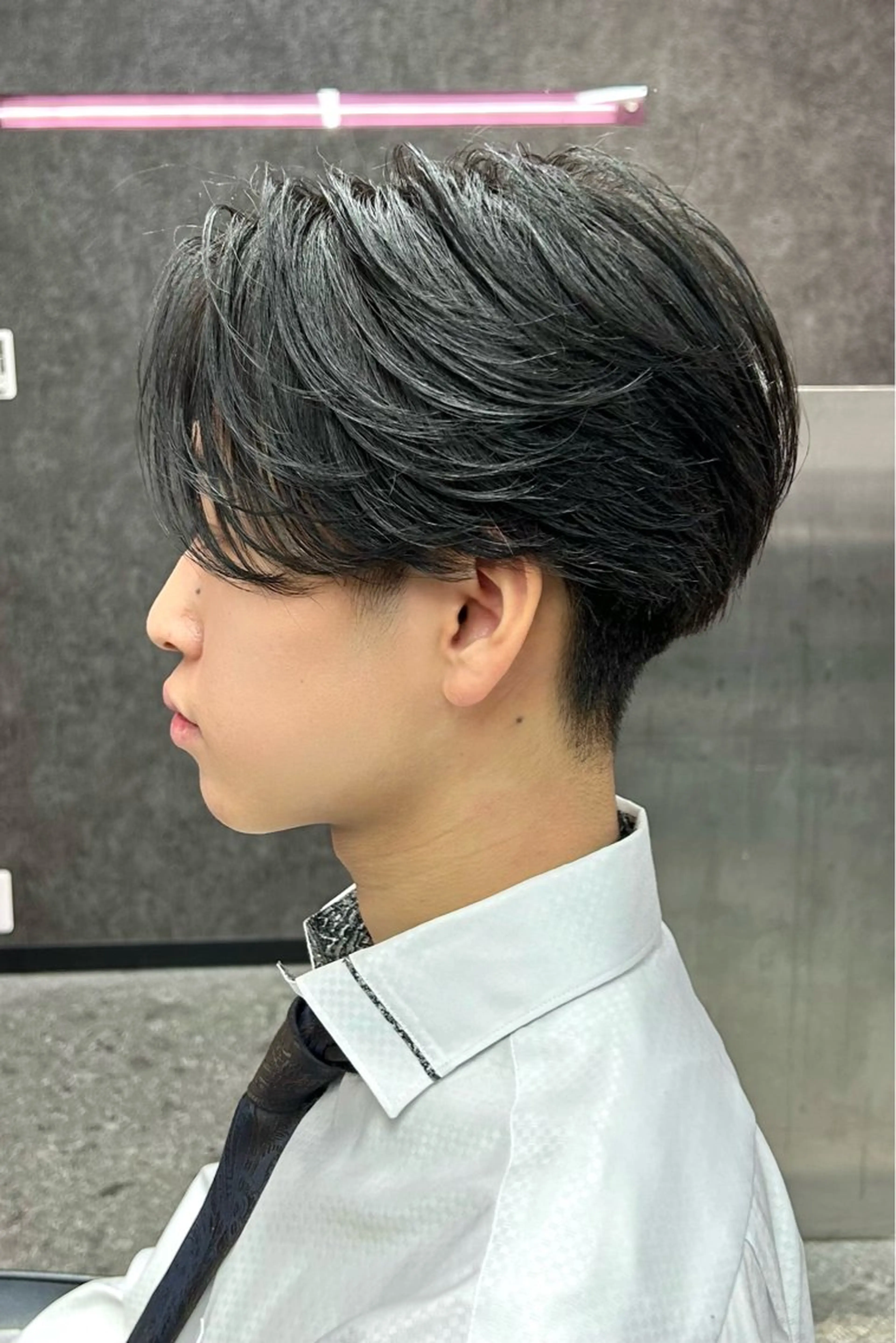 ショート カラー メンズ カット ヘアセット メンズスタイリスト 前田雄輝のヘアスタイル