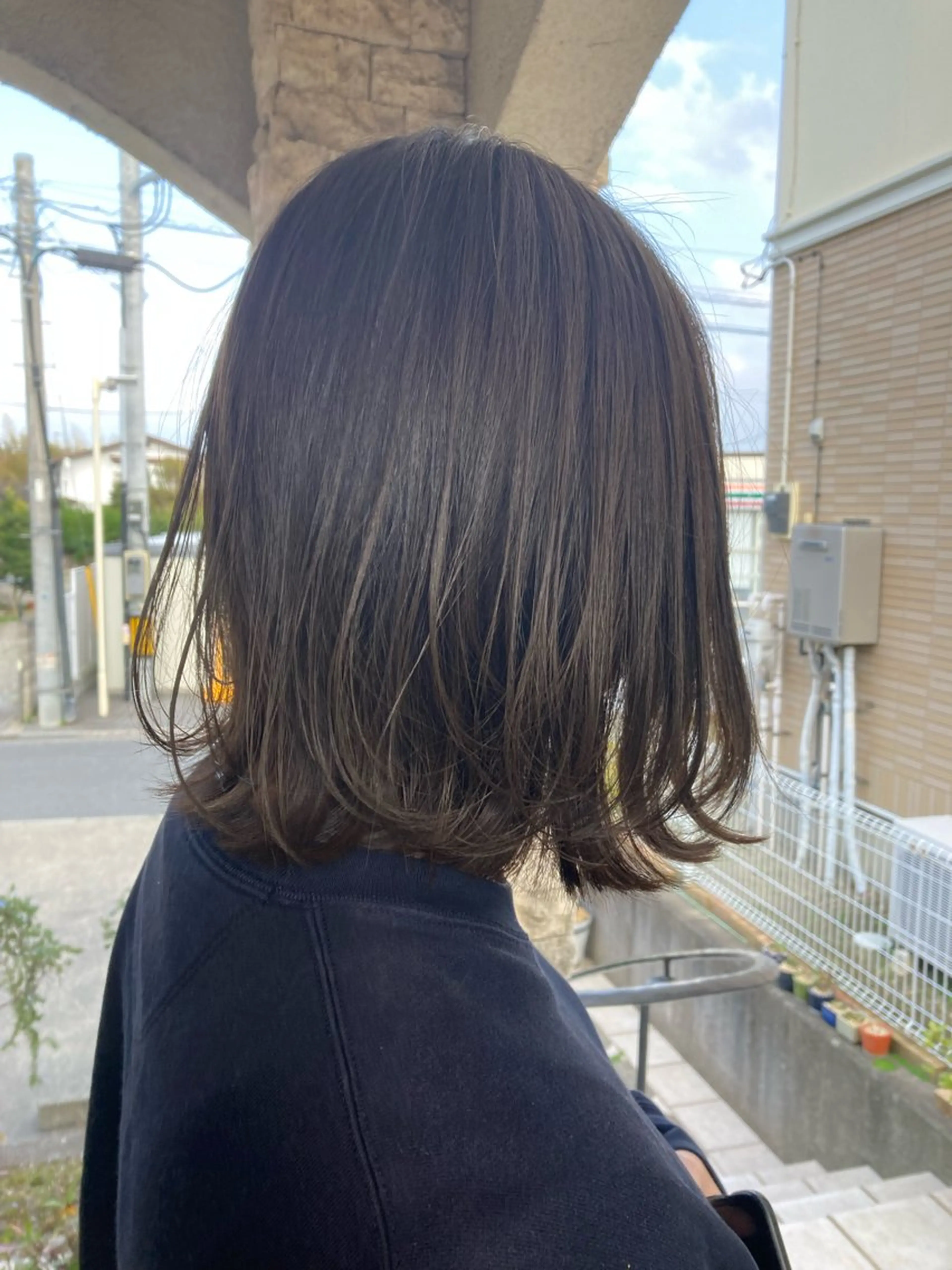 ミディアム カラー 金子 歩実のヘアスタイル