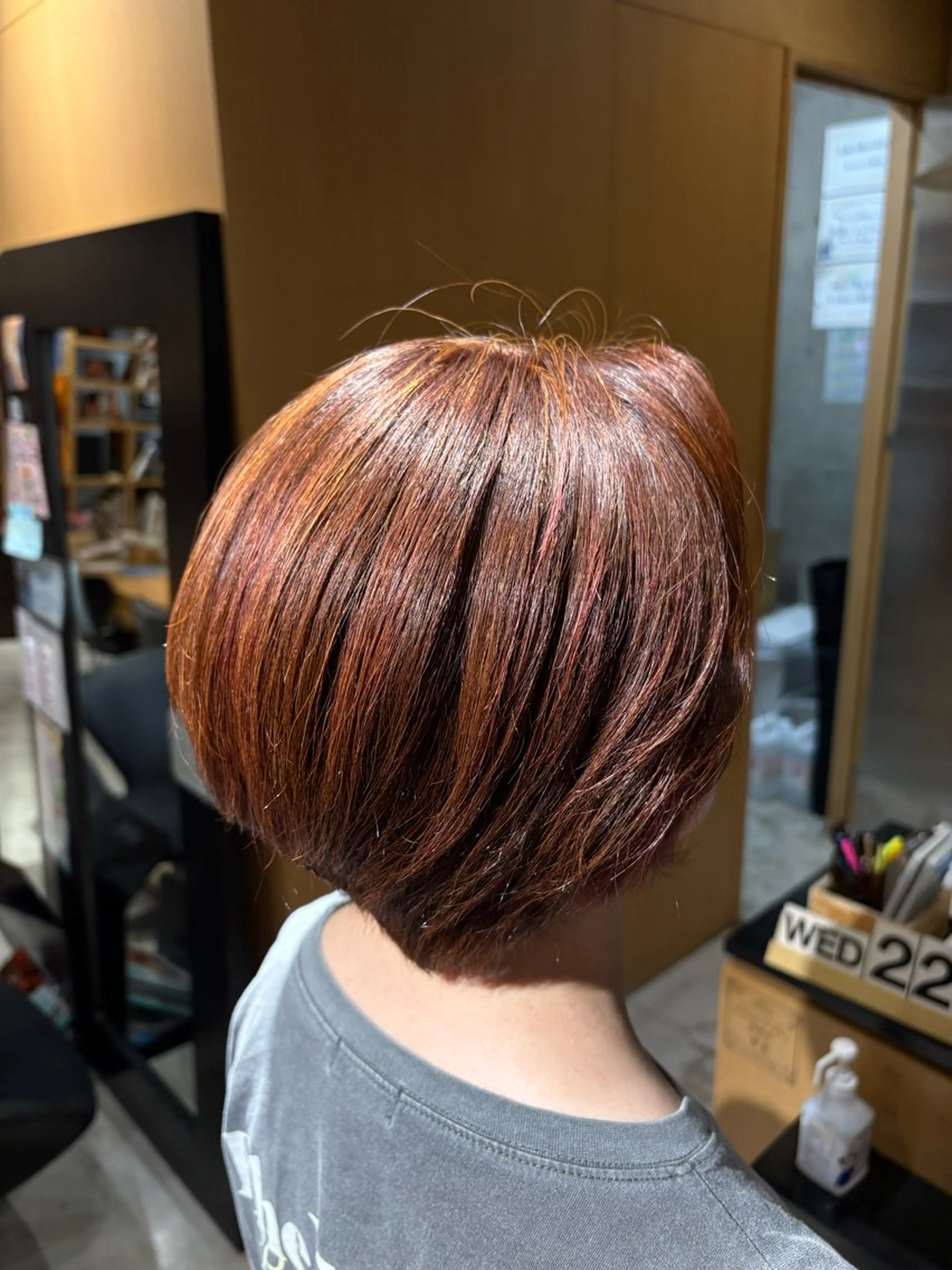 ショート ヘアカラー 🌼やまだ あゆか🌼のヘアスタイル