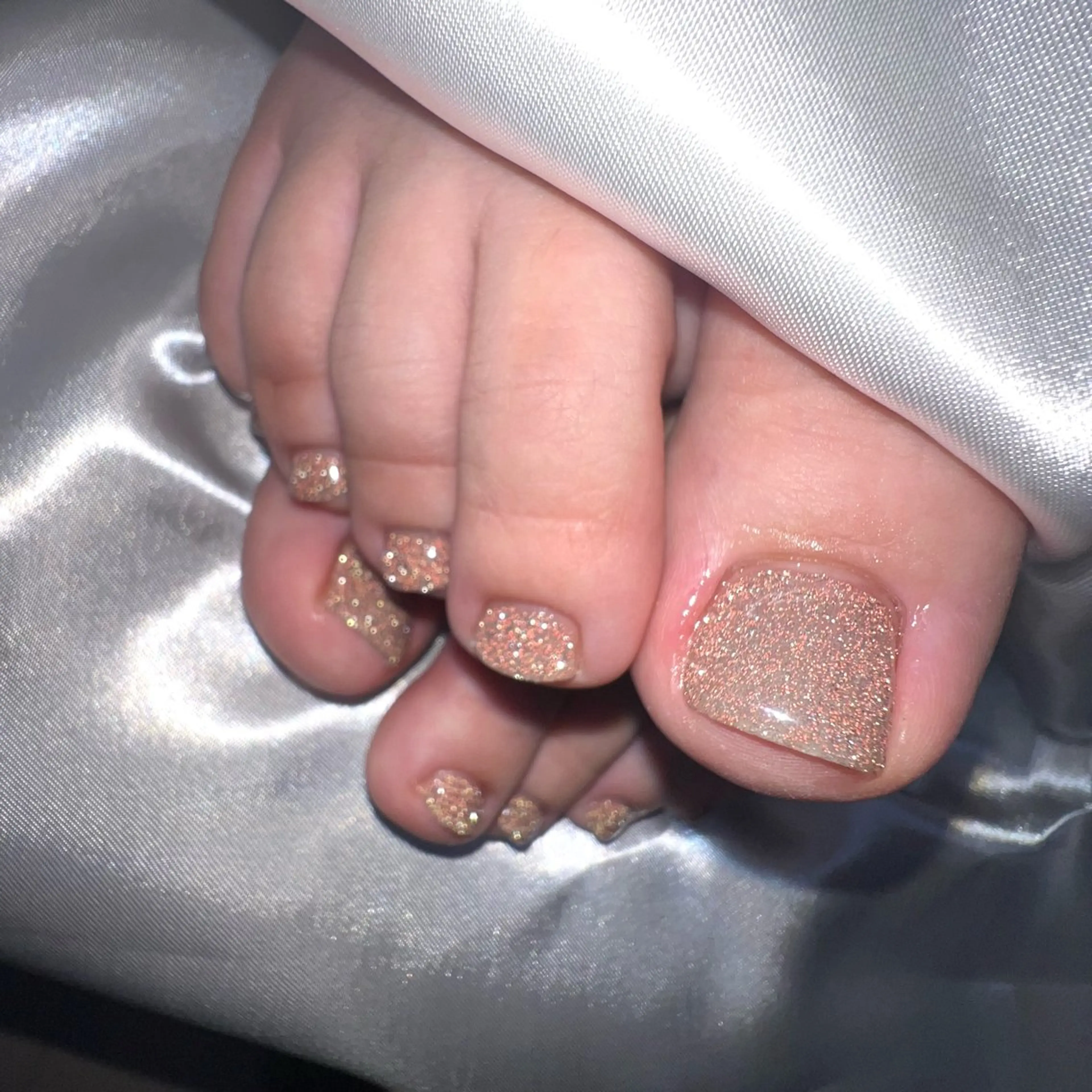 フットネイル💅✨（ワンカラー、ラメカラー、マグネット、）の写真