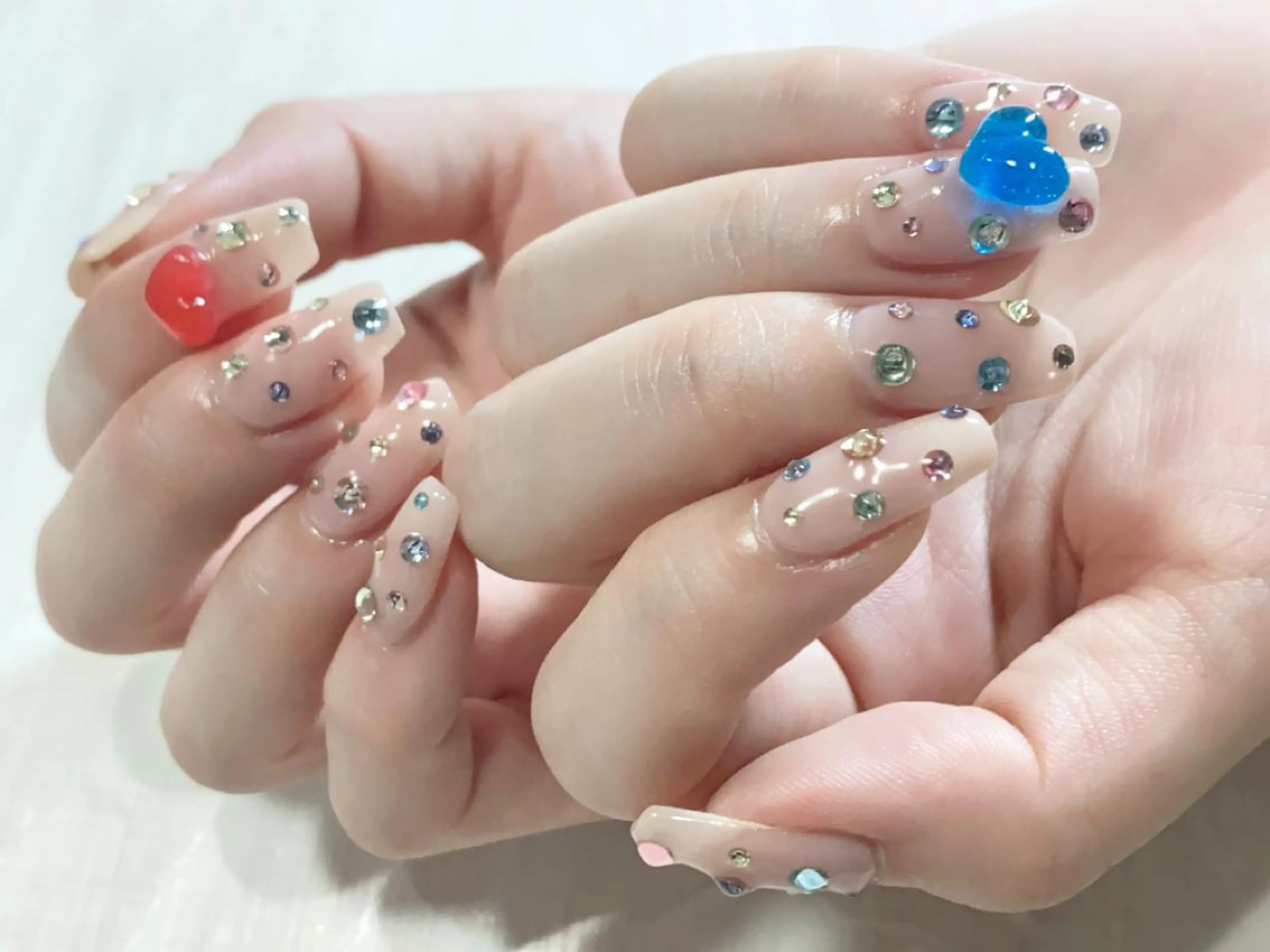 ネイル オーロラネイル クリアネイル ハート ストーンネイル ハンドネイル lavita. mimuraのネイルデザイン