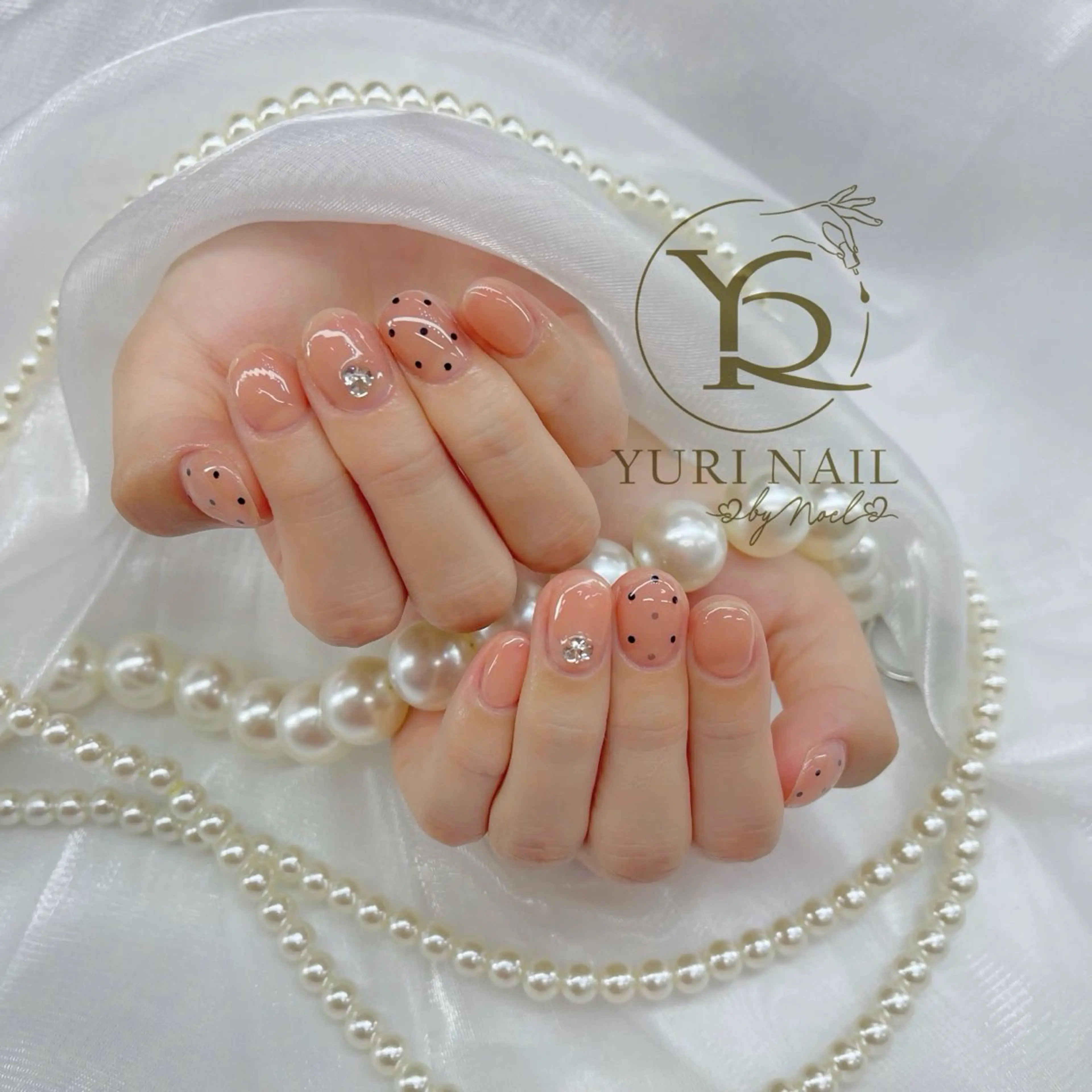 ネイル ハンドネイル フットネイル ハンドケア YURI Nail NARITAのネイルデザイン
