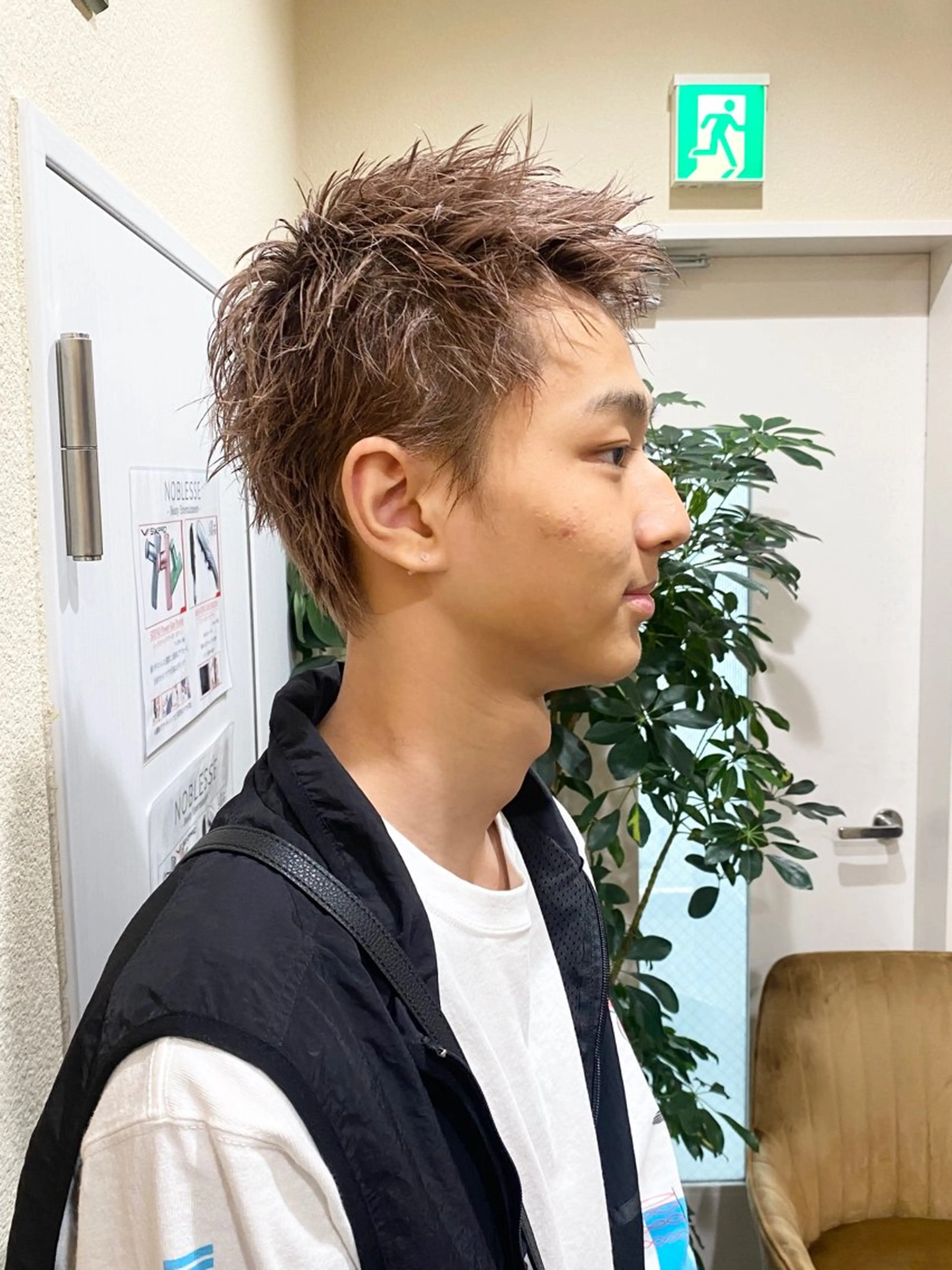 ショート カラー メンズ スパイキーショート ベージュカラー ミルクティーベージュ ショートヘア ボブ/髪質改善/ レイヤー/池澤慎人のヘアスタイル