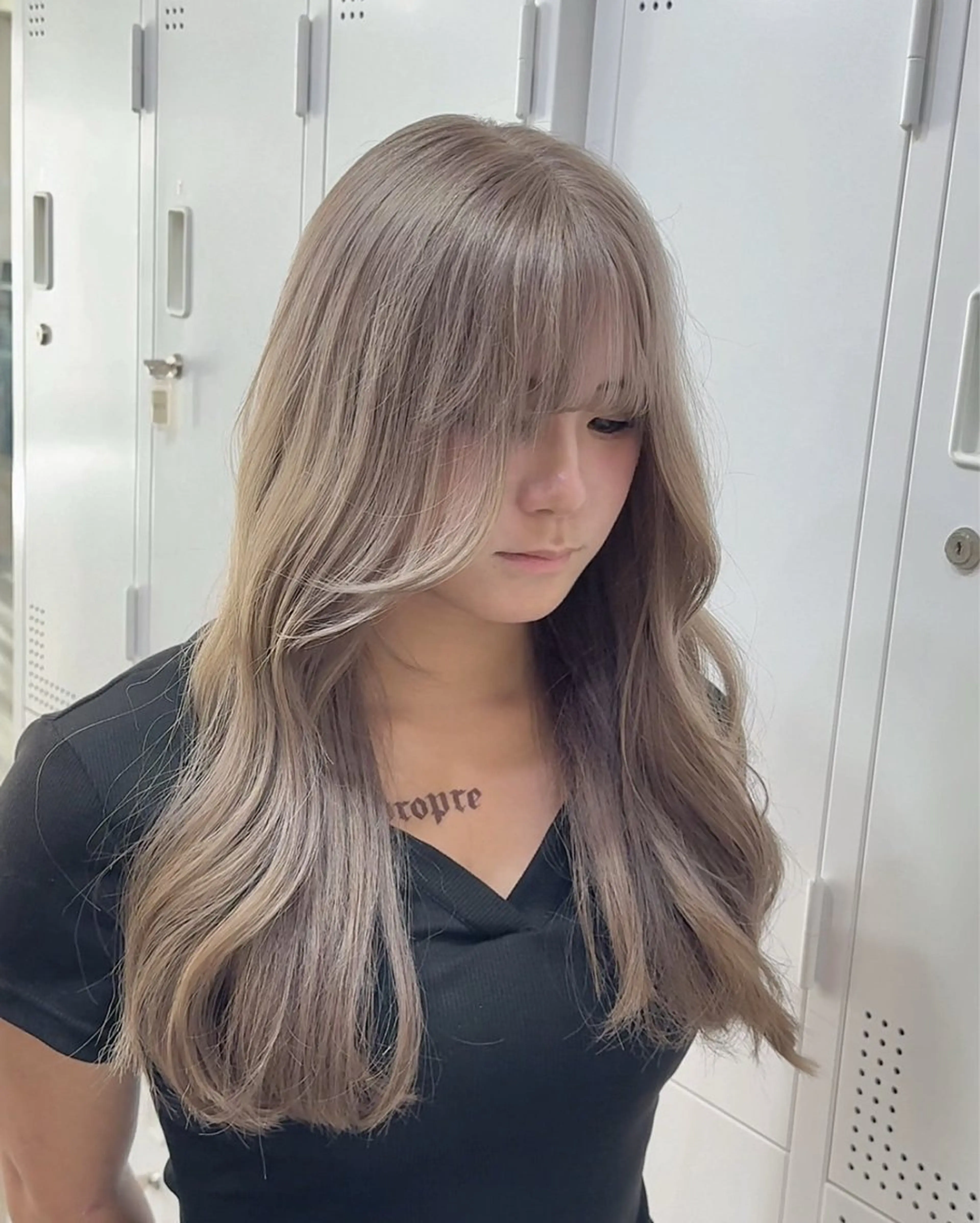 ロング カラー 川元 春奈のヘアスタイル