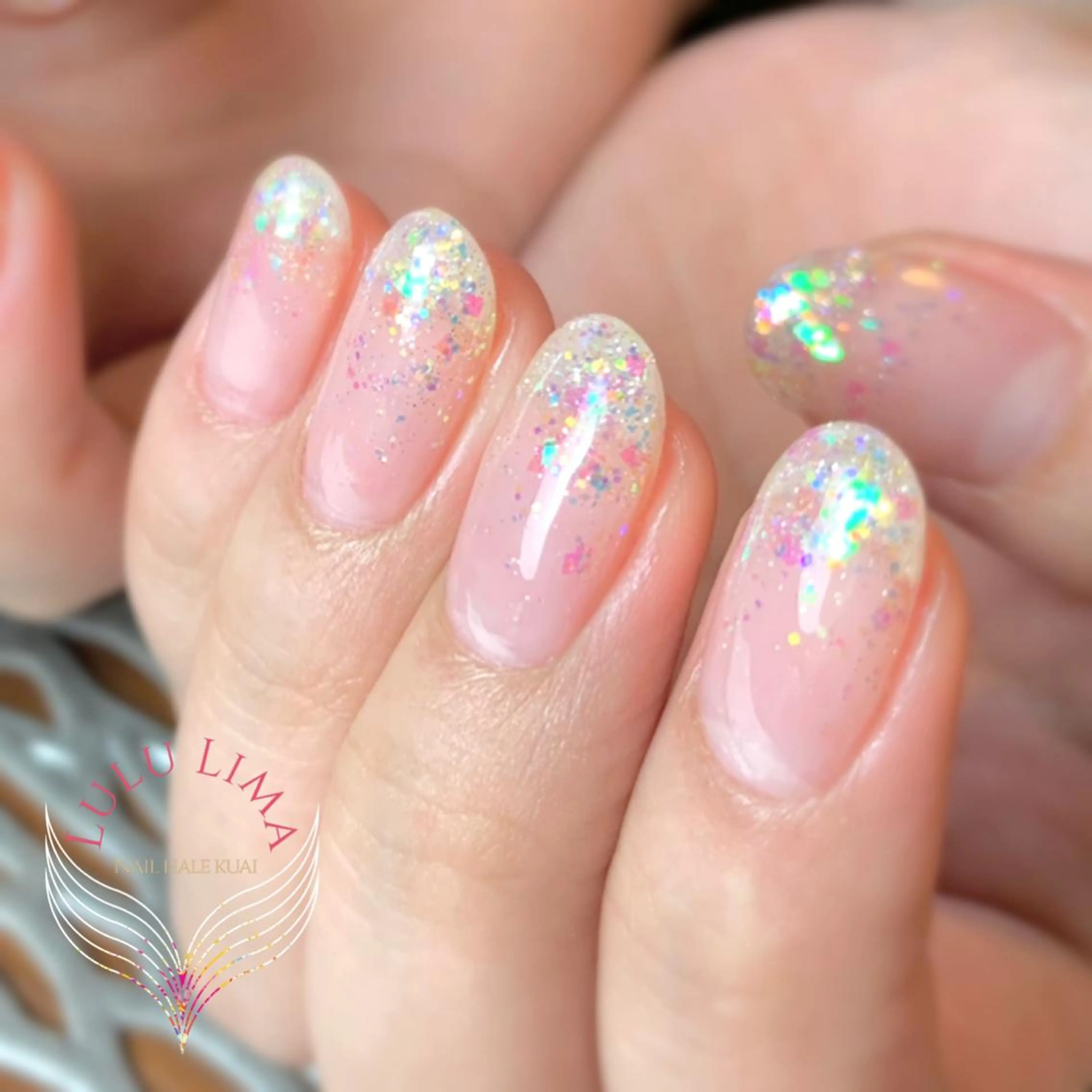 ネイル グラデーション ラメ(グリッター) ワンカラーネイル ぷっくりネイル ハンドネイル ハンドケア LULU LIMAのネイルデザイン
