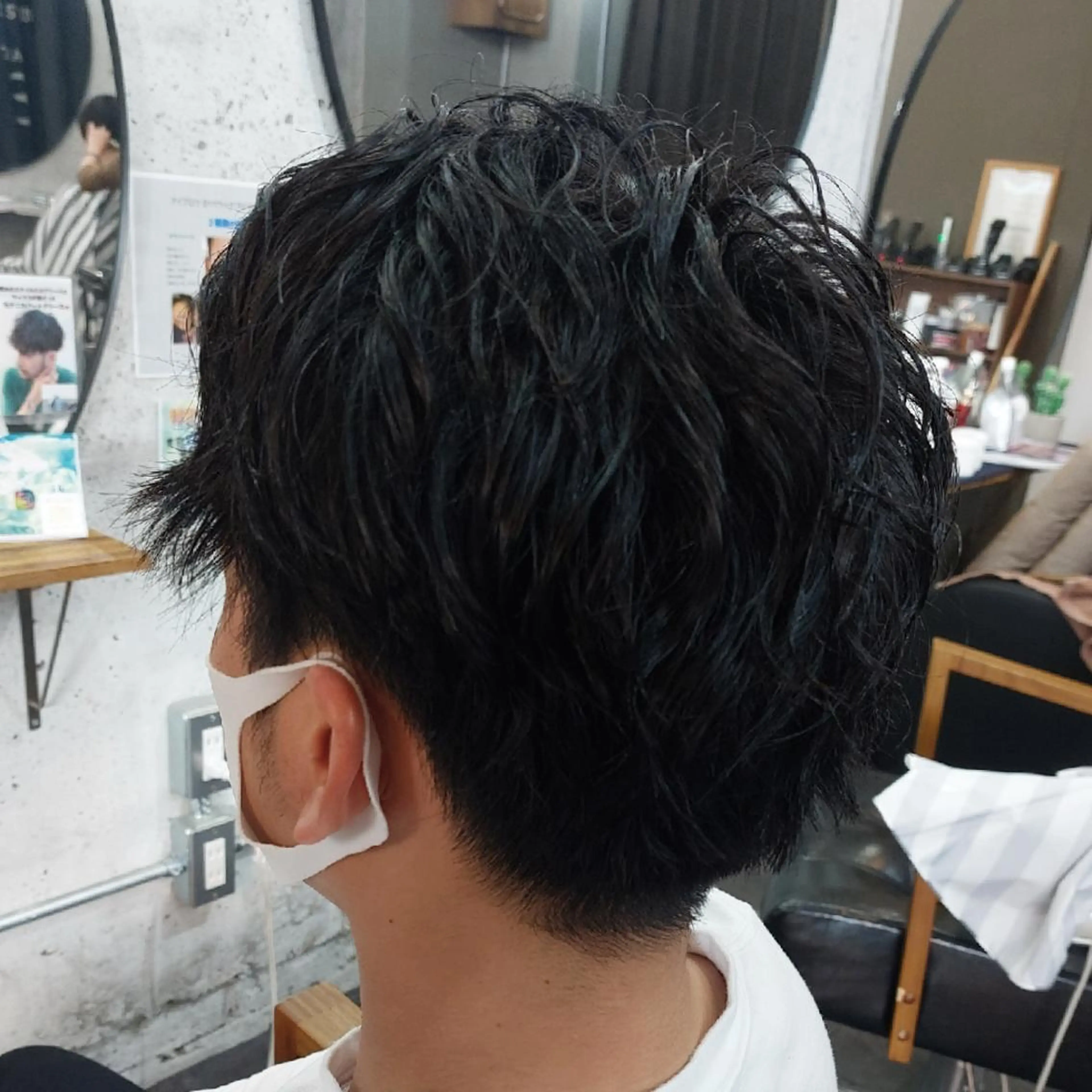 メンズ パーマ メンズパーマ スパイラルパーマ EMI SANのヘアスタイル
