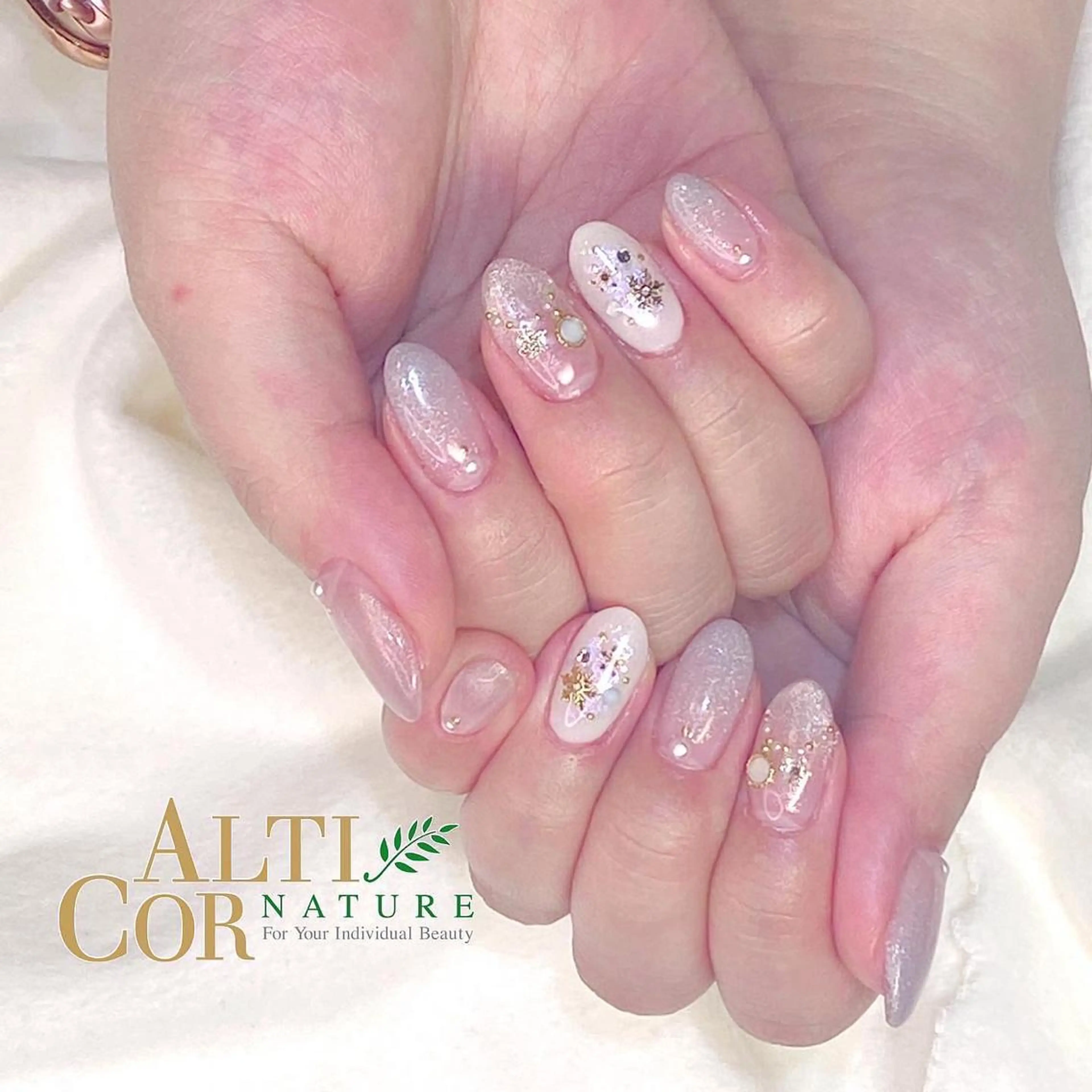 ネイル ChezEspoir 佐藤のネイルデザイン